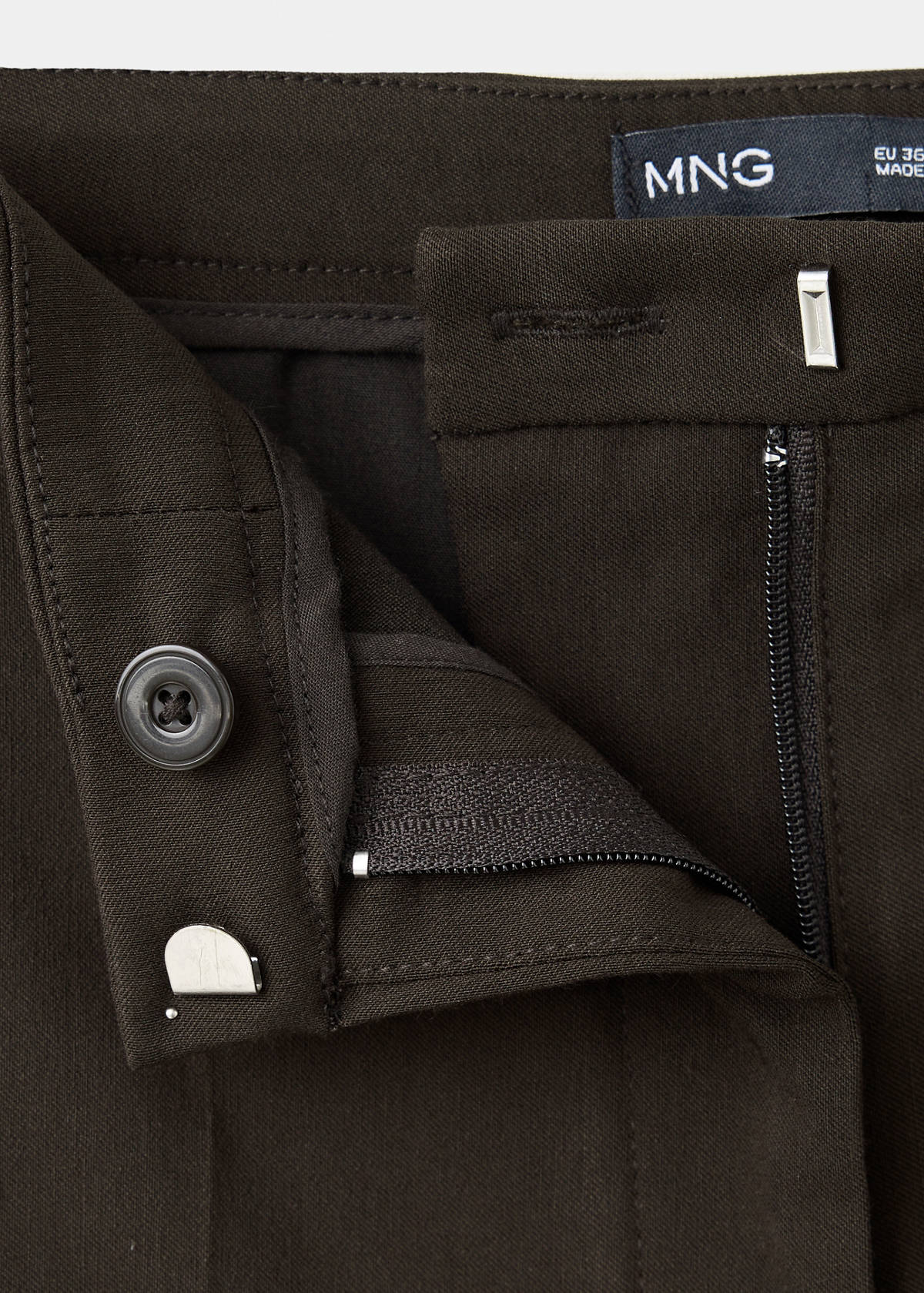 Straight-cut crop trousers — Chocolate