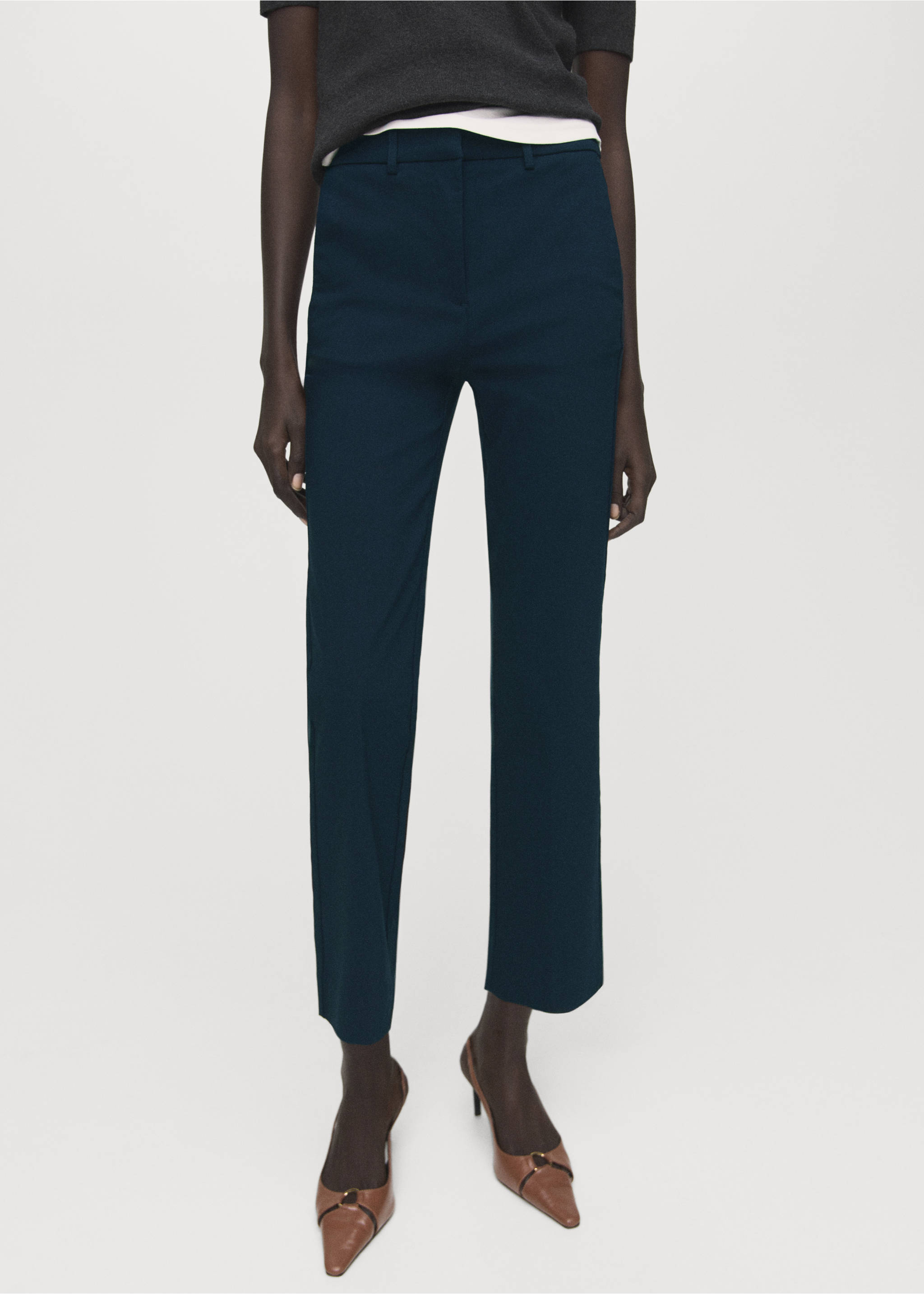 Pantalon droit 7/8 - Plan moyen, Bleu marine. Ref: 37054086-00.