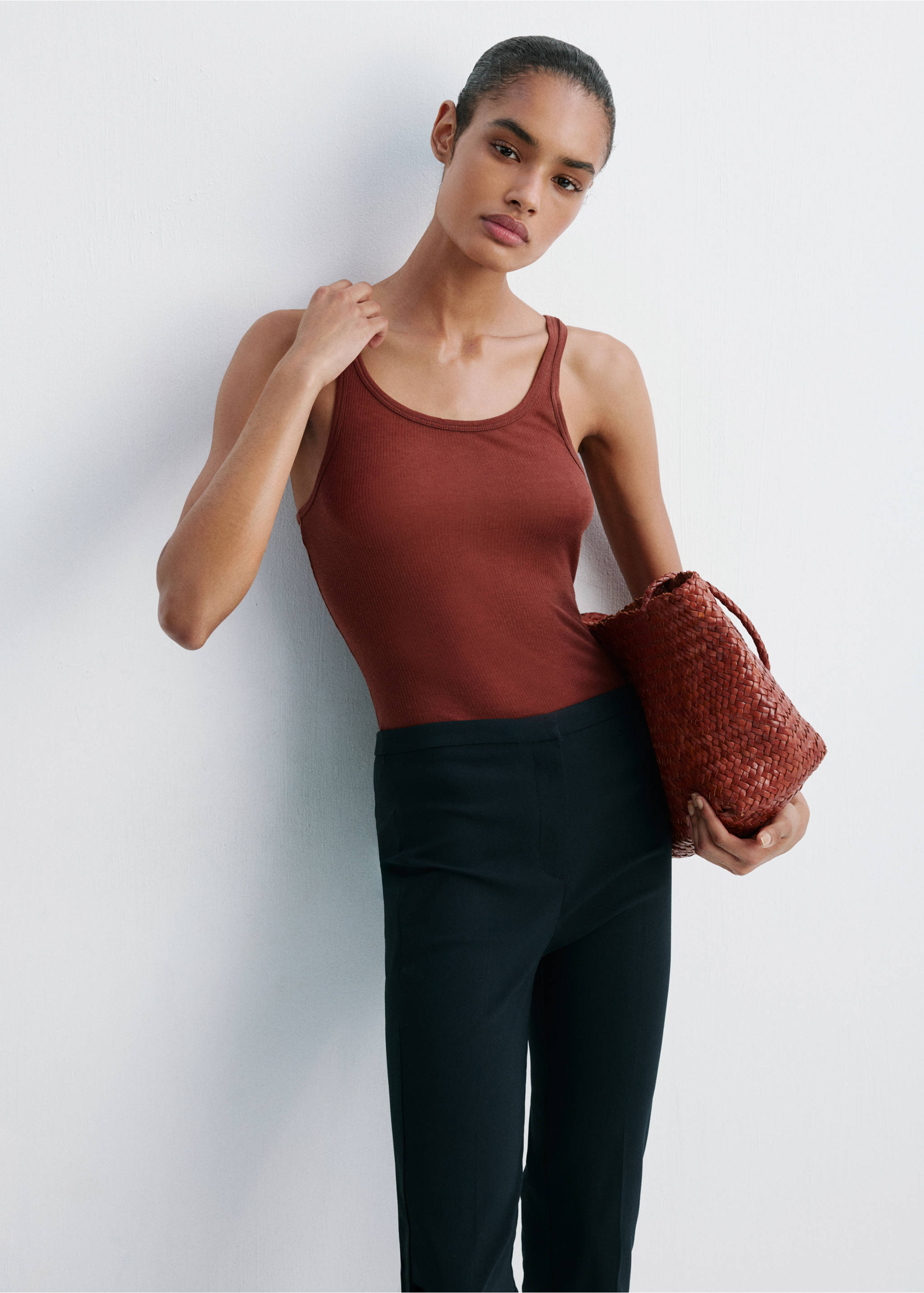 Straight-cut crop trousers - Details of the article 3, Navy. Ref: 37054086-00.