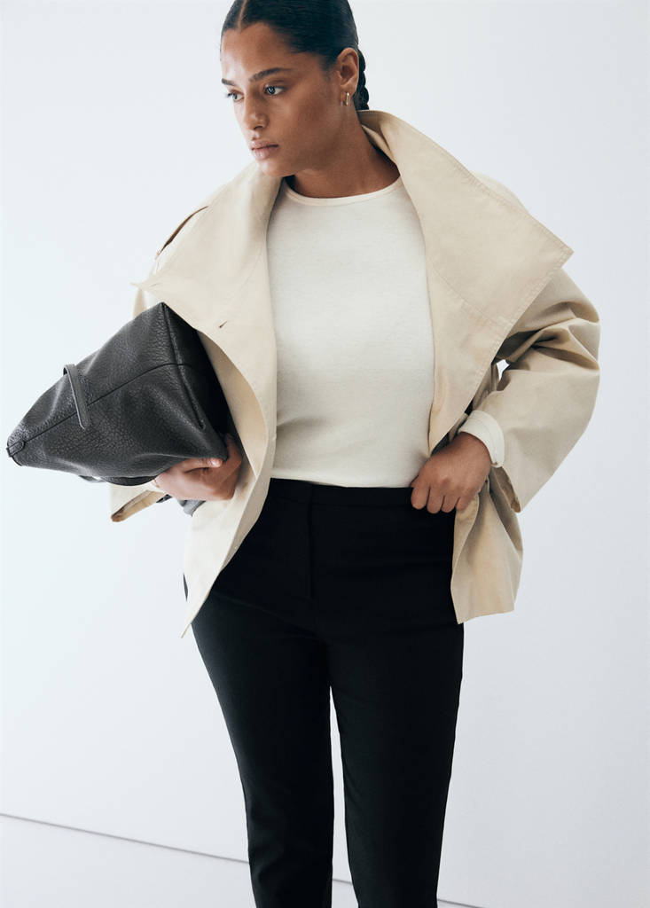 Straight-cut crop trousers — Black
