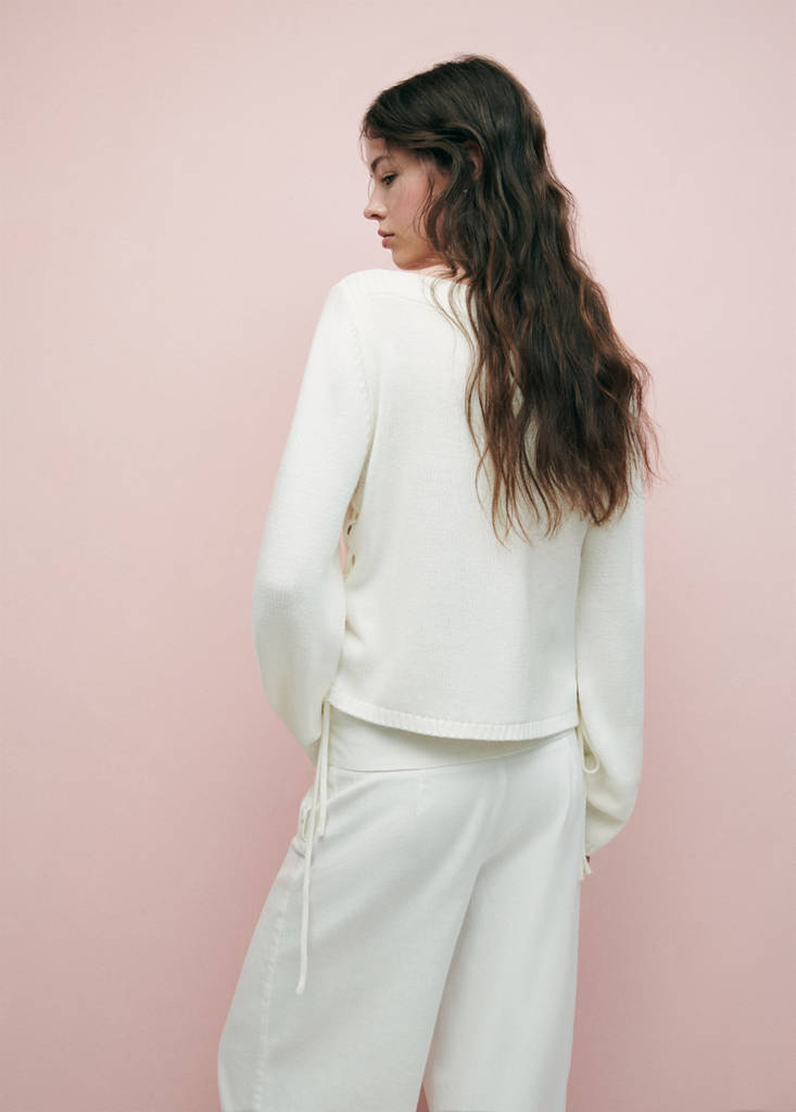 Knitted sweater with tie slits — Off White