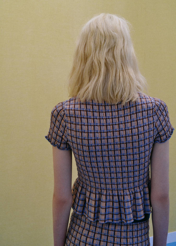 Square textured sweater — White