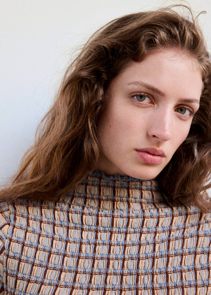 Square textured sweater — White