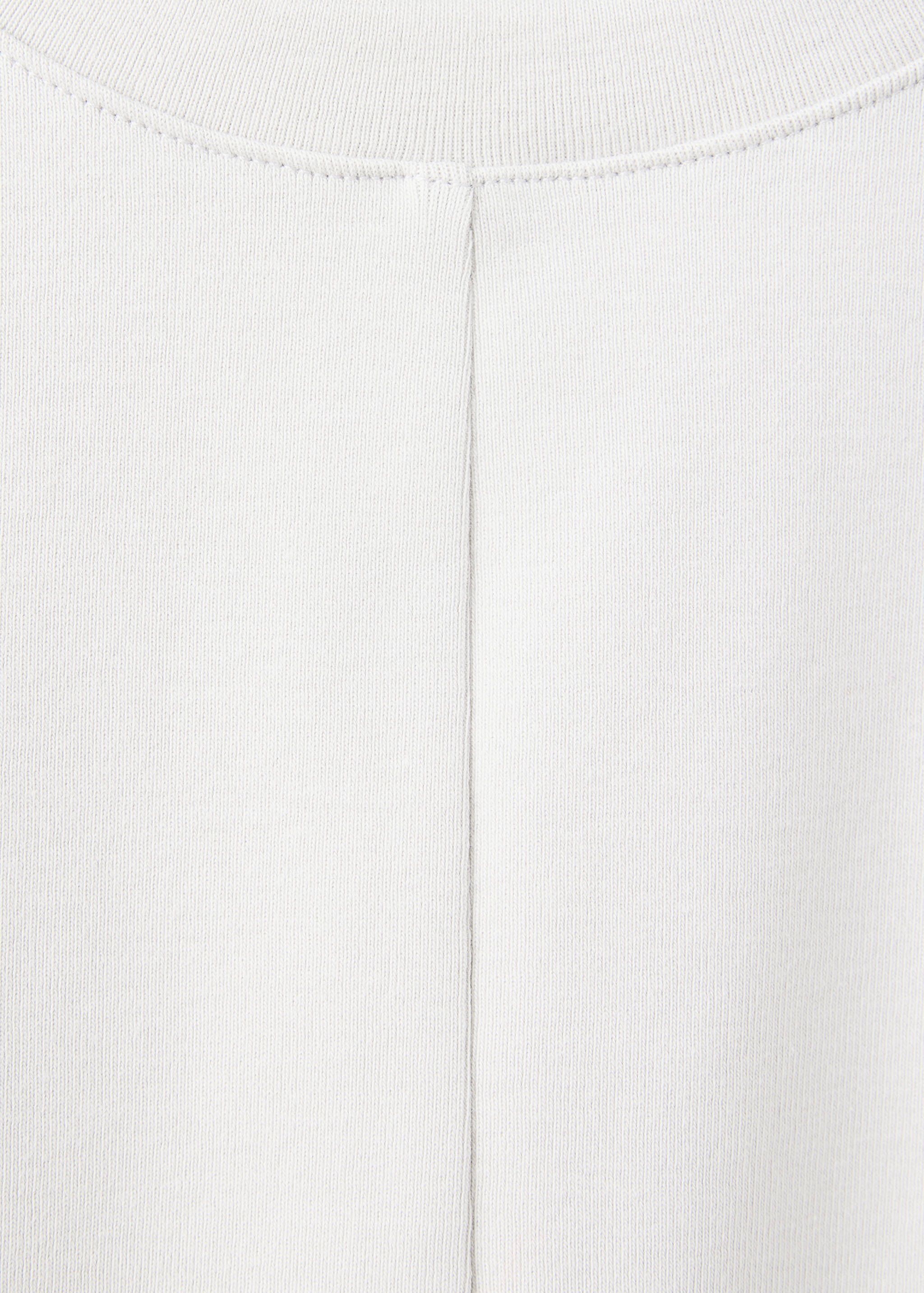 Oversized T-shirt with stitching detail - Details of the article 8