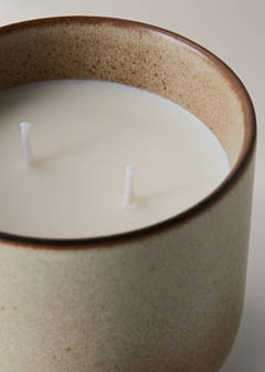 Stoneware container candle — Pastel Green 2
