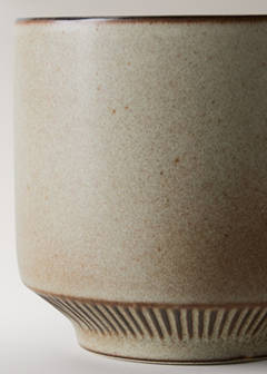 Stoneware container candle — Pastel Green 3