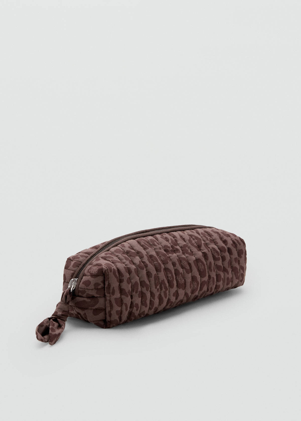Leopard printed pencil case — Brown