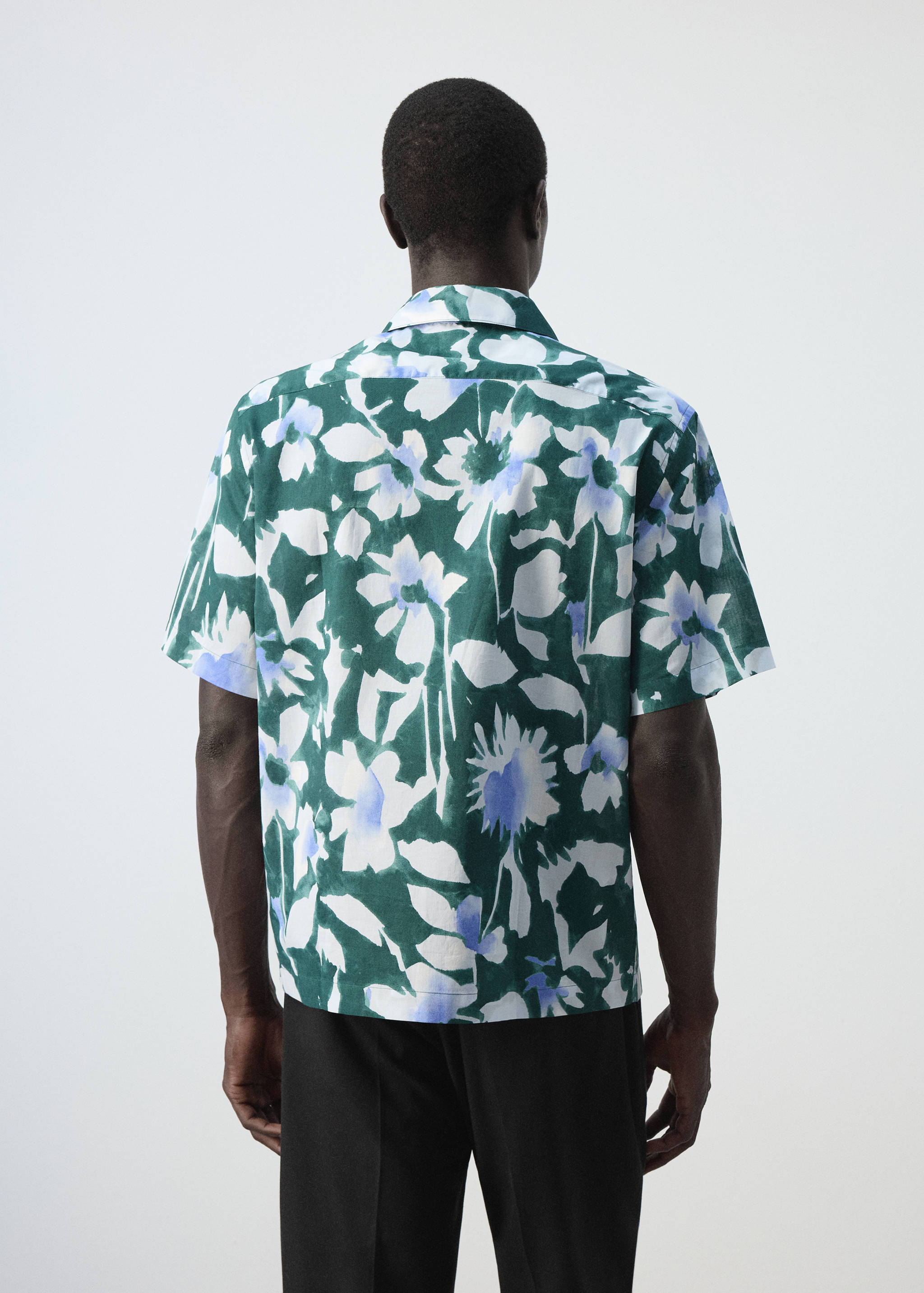 100% cotton printed shirt - Reverse of the article