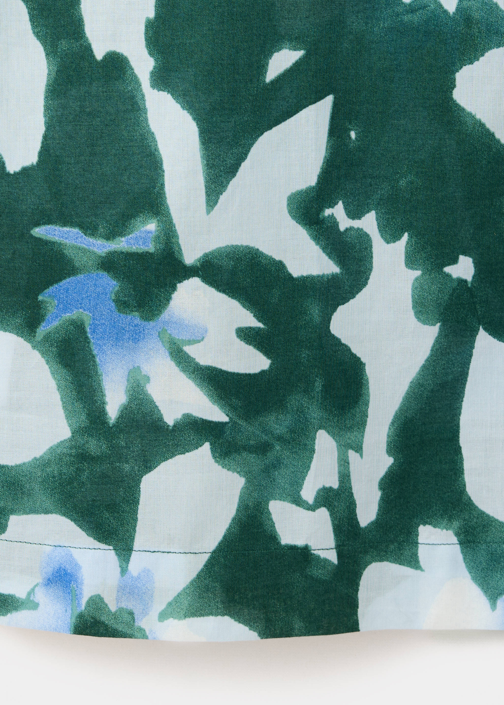 100% cotton printed shirt - Details of the article 0