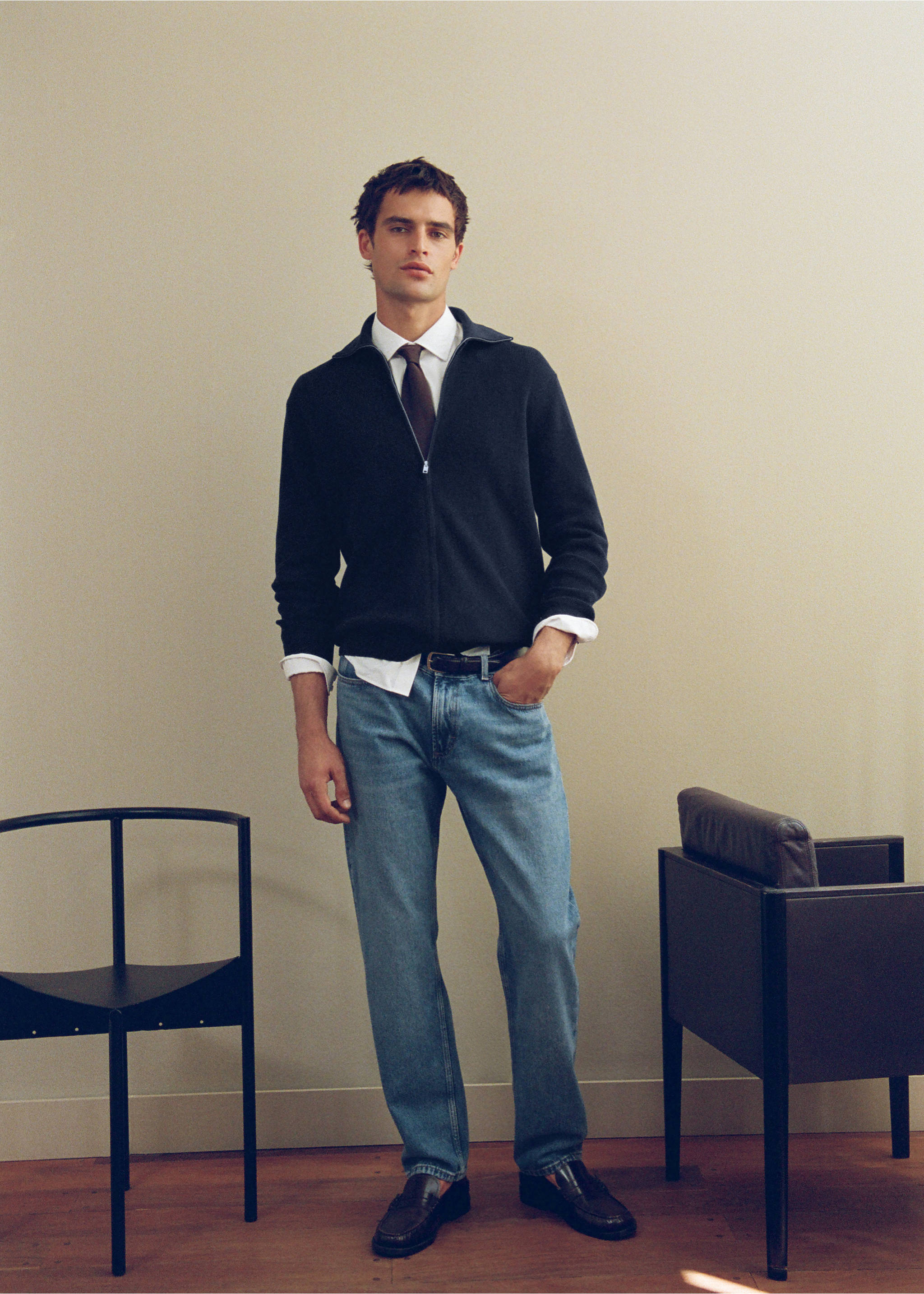 Fine-knit cotton-blend jersey with textured zip-up fastening - Details of the article 6, Navy. Ref: 37054424-00.