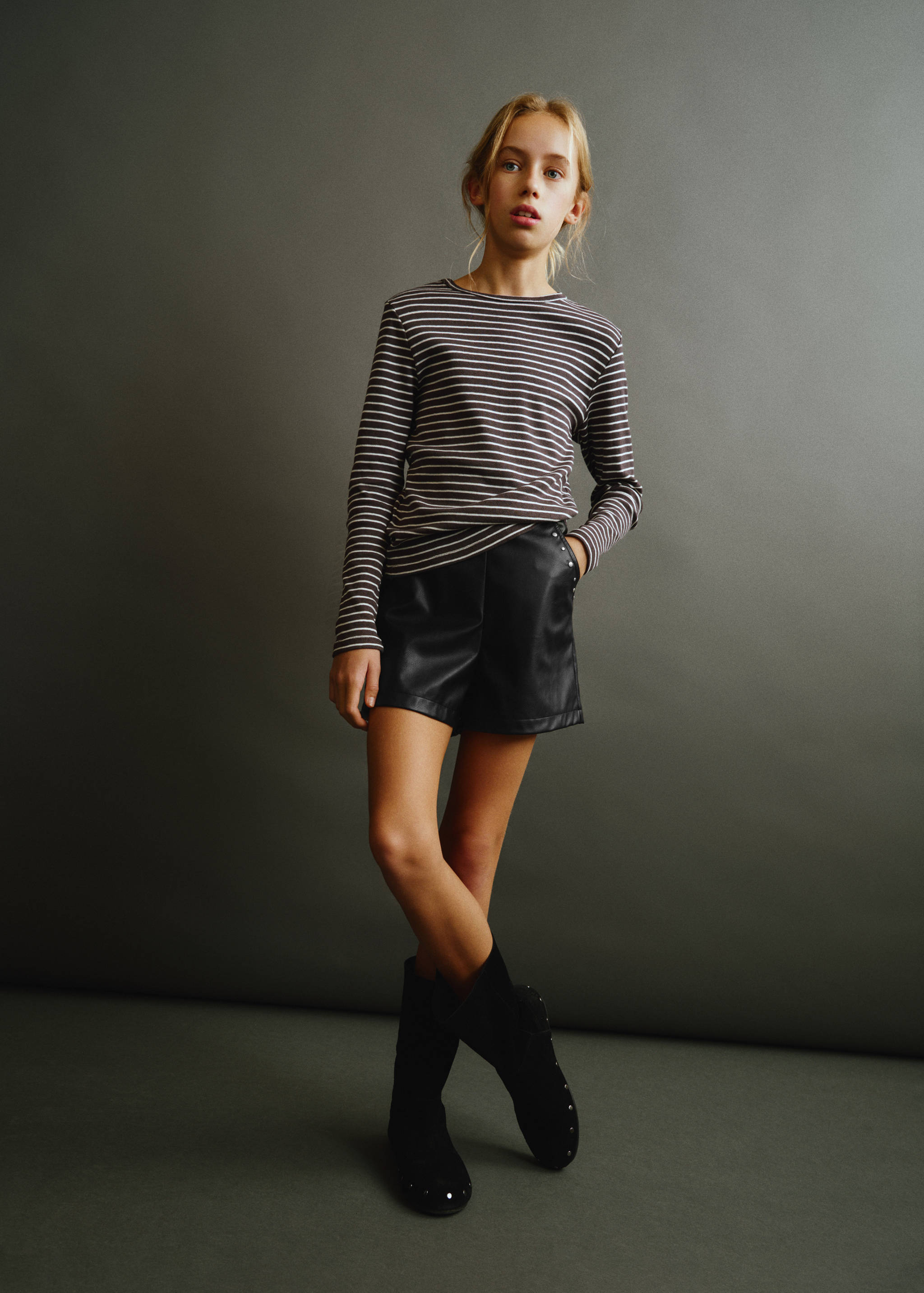 Faux-leather shorts - General plane