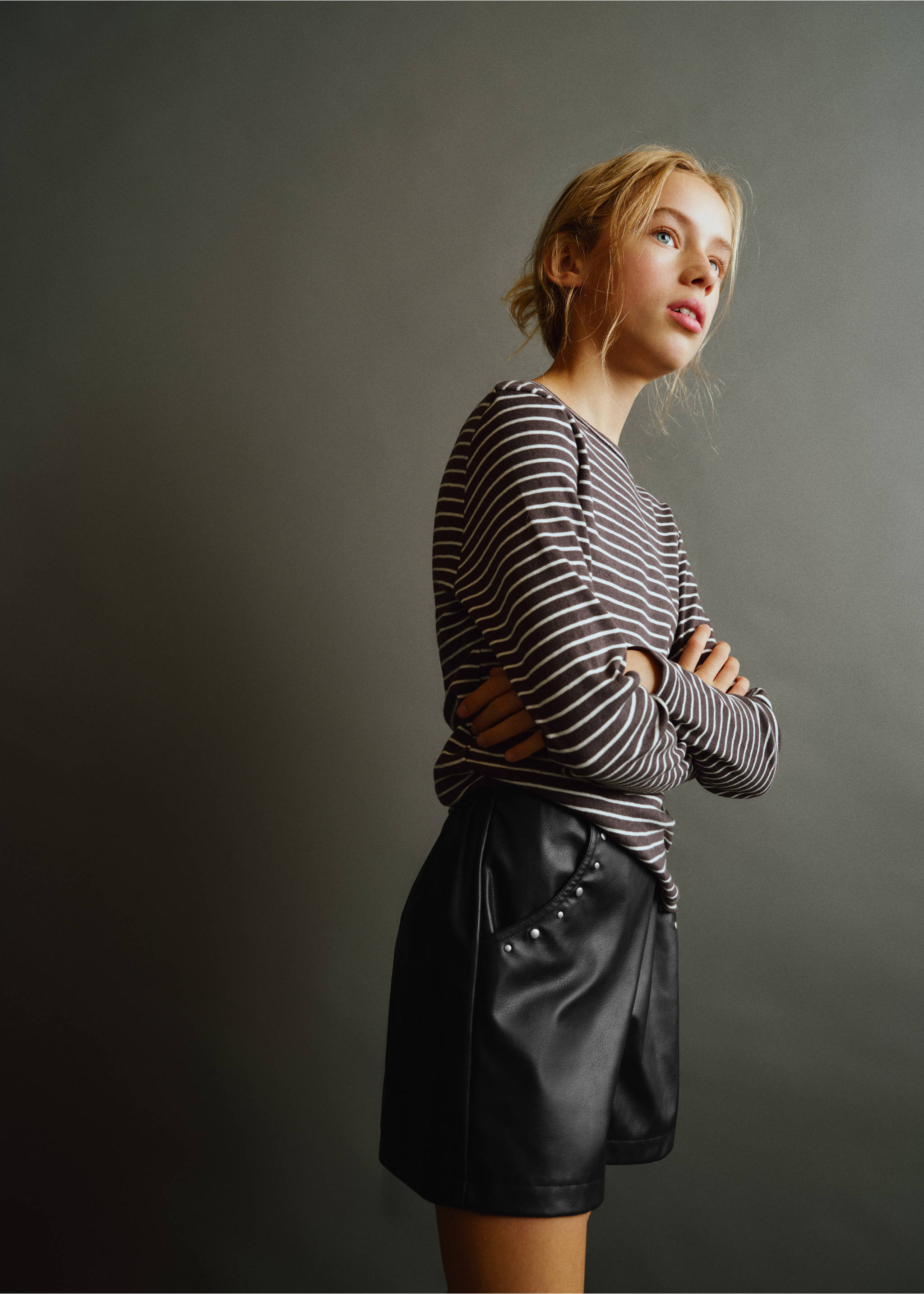 Faux-leather shorts - Medium plane, Black. Ref: 37054432-00.