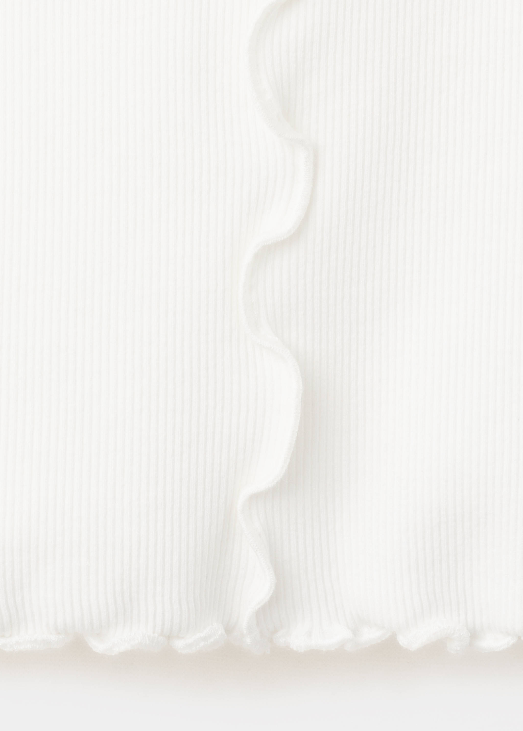 T-shirt with scalloped seams - Details of the article 0