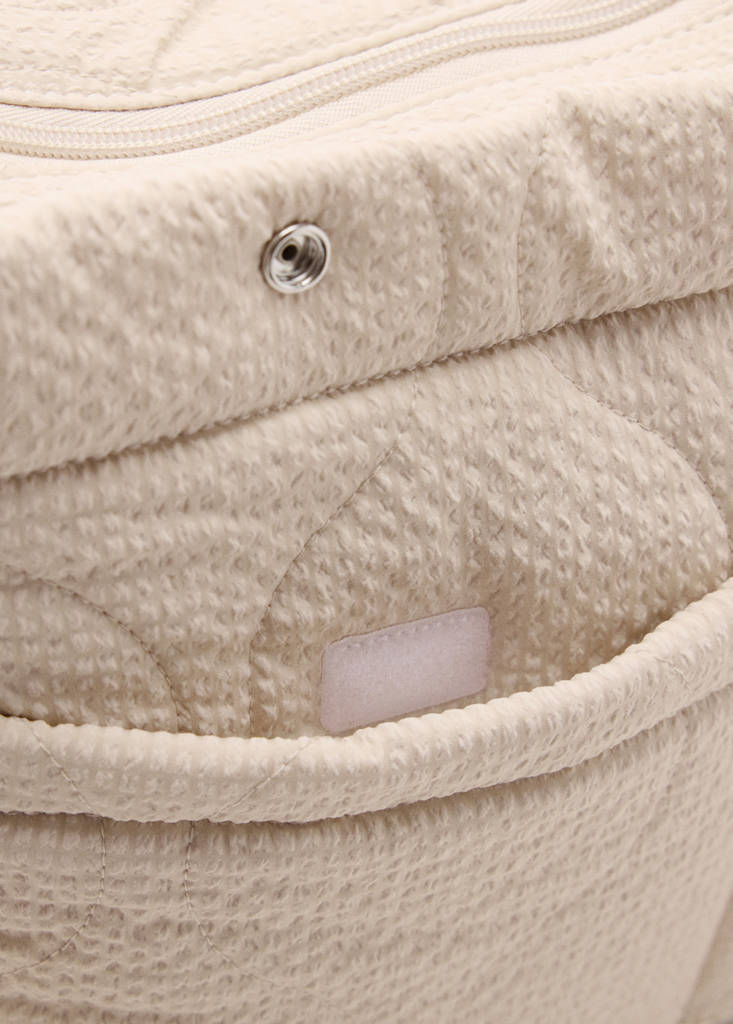 Maternity bag with texture — Beige