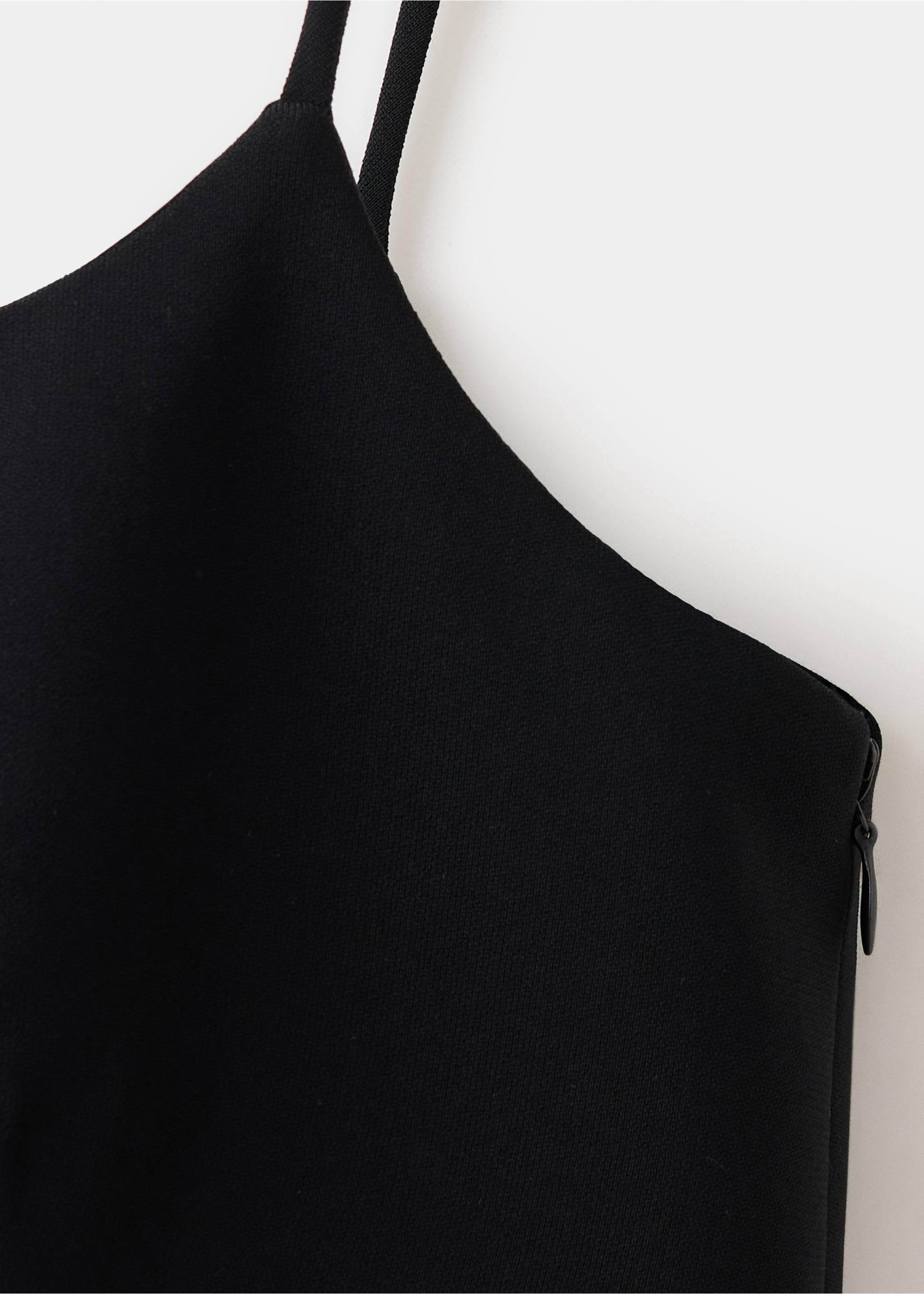 Top uni à bretelles - Détail de l'article 8, Noir. Ref: 37054451-00.