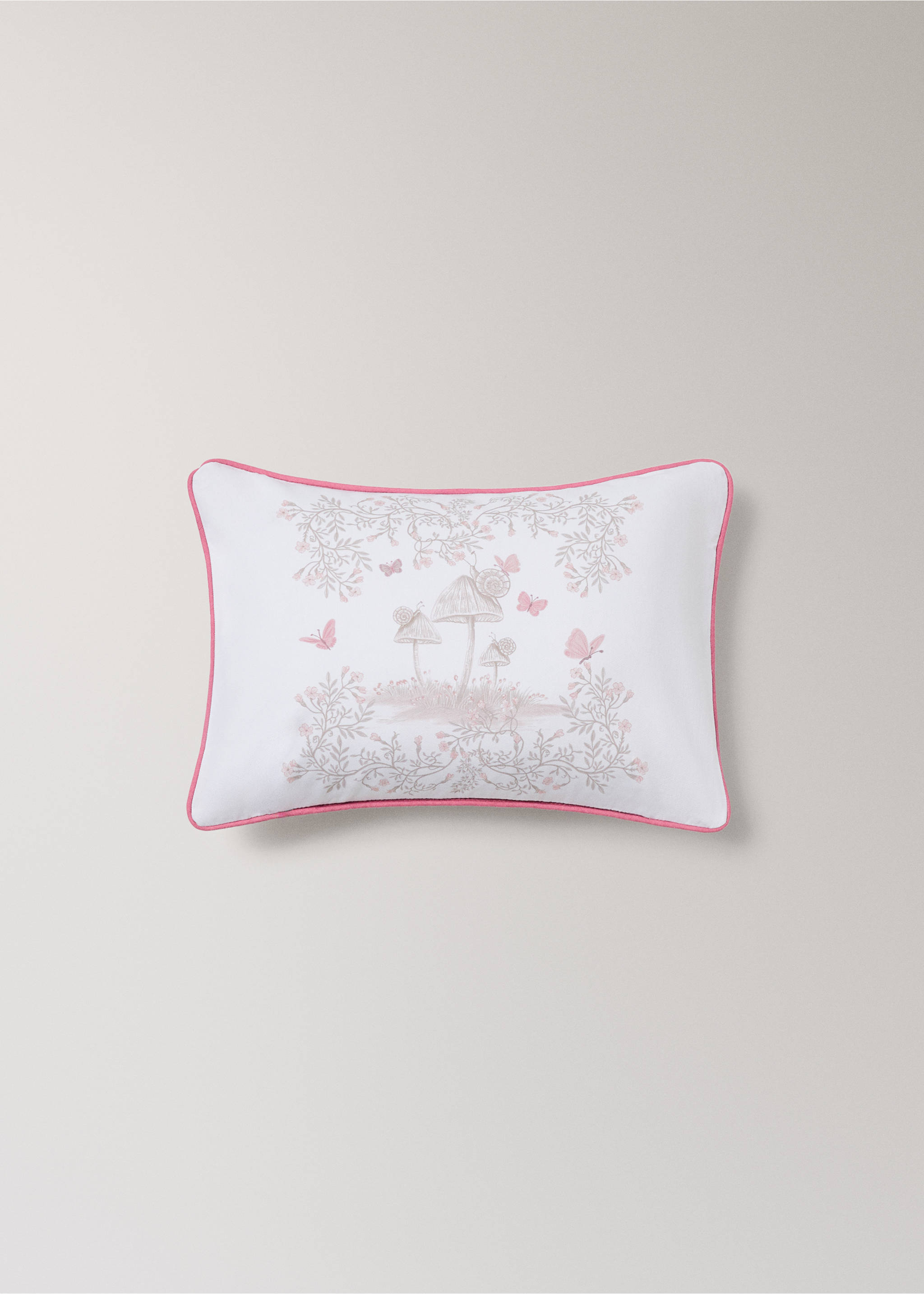Fantasy print cushion cover, vibrant contrast colours 30x50 cm - Details of the article 3, Nude. Ref: 37054453-00.