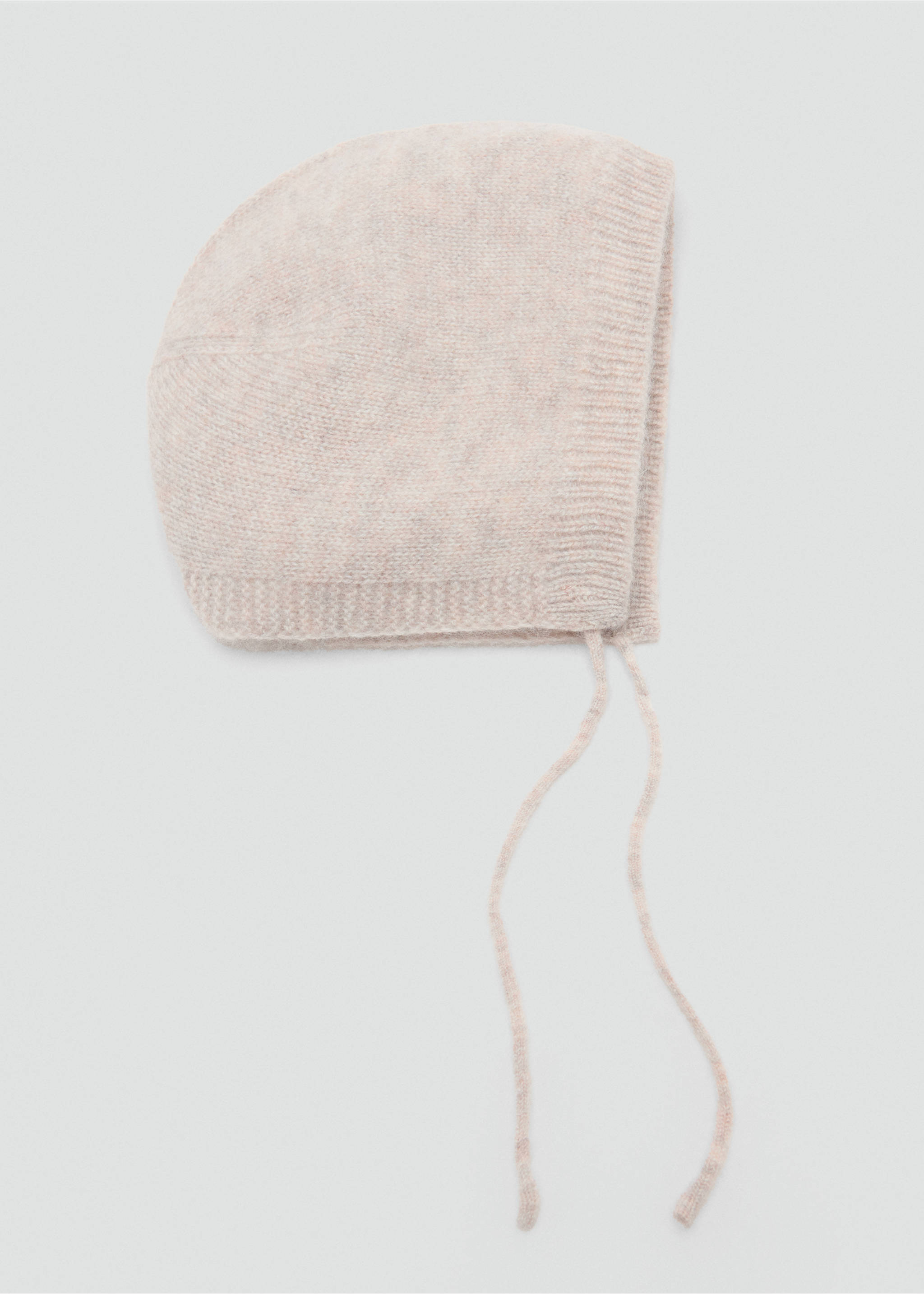 Light beige knit baby bonnet with ribbed trim and chin ties., Sand. Ref: 37054467-00.