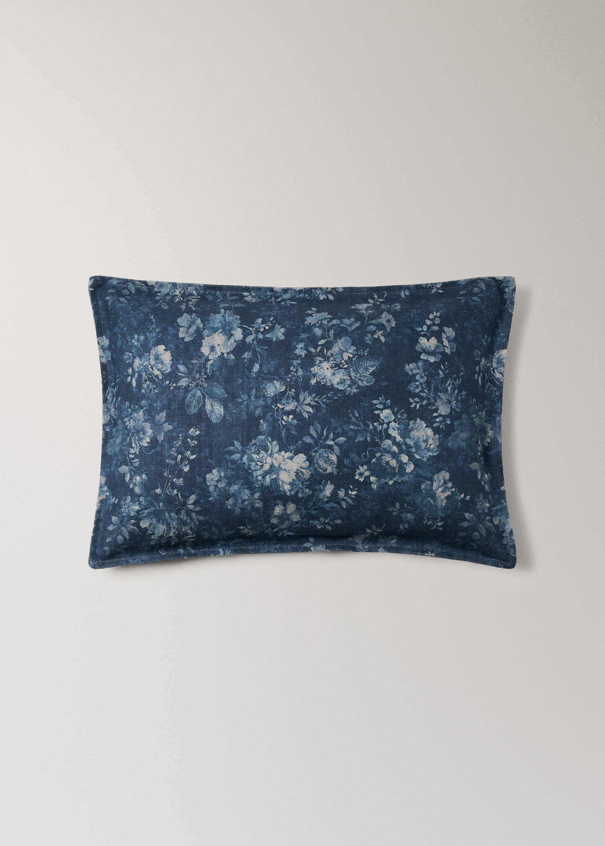 Floral print cushion cover 40x60 cm - Article without model