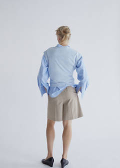Straight-fit high-waist bermuda shorts — Beige 3