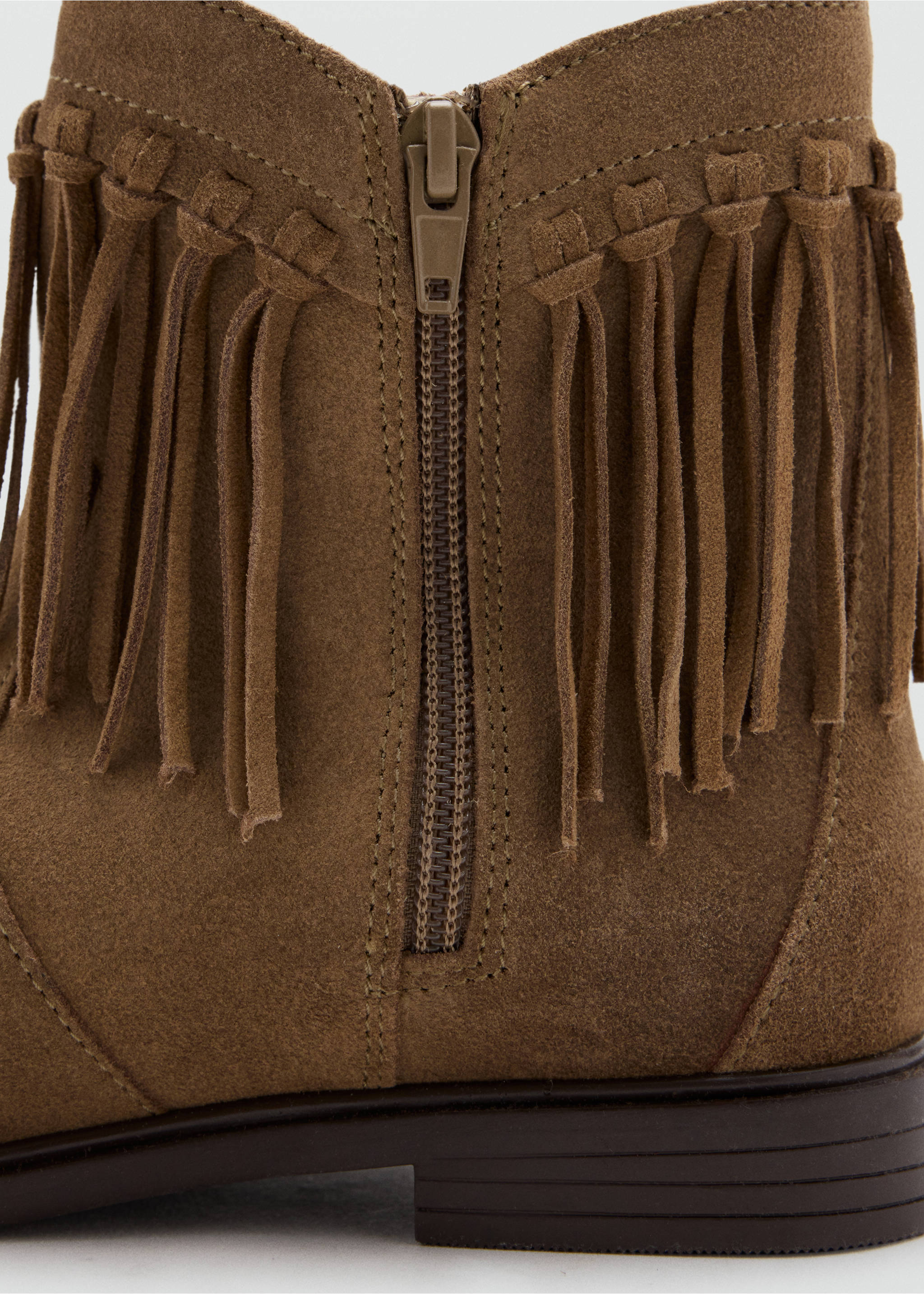 Bottines à franges cuir - Détail de l'article 2, Sable. Ref: 37054776-00.