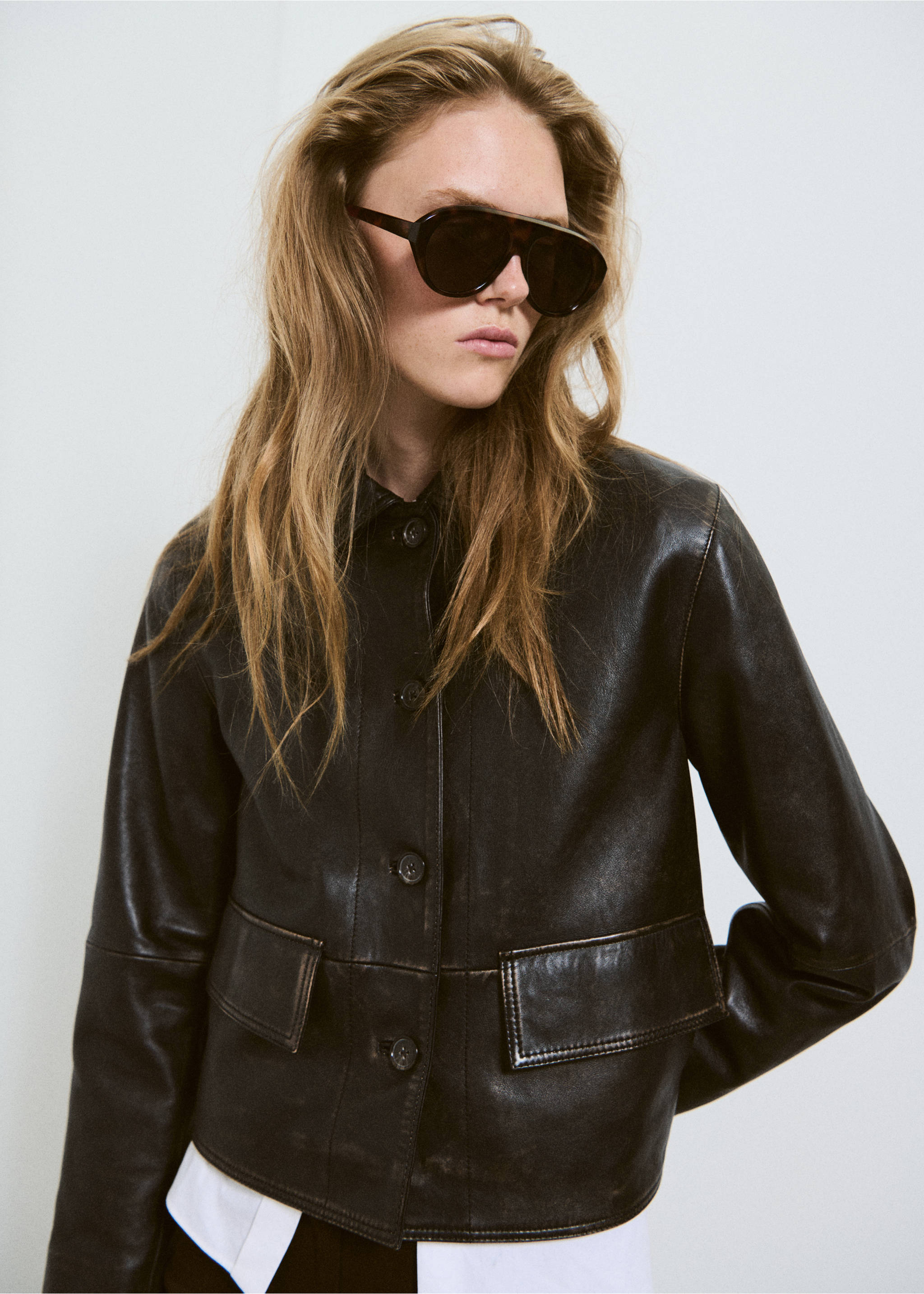 Leather jacket with worn effect - Medium plane, Brown. Ref: 37054777-02.