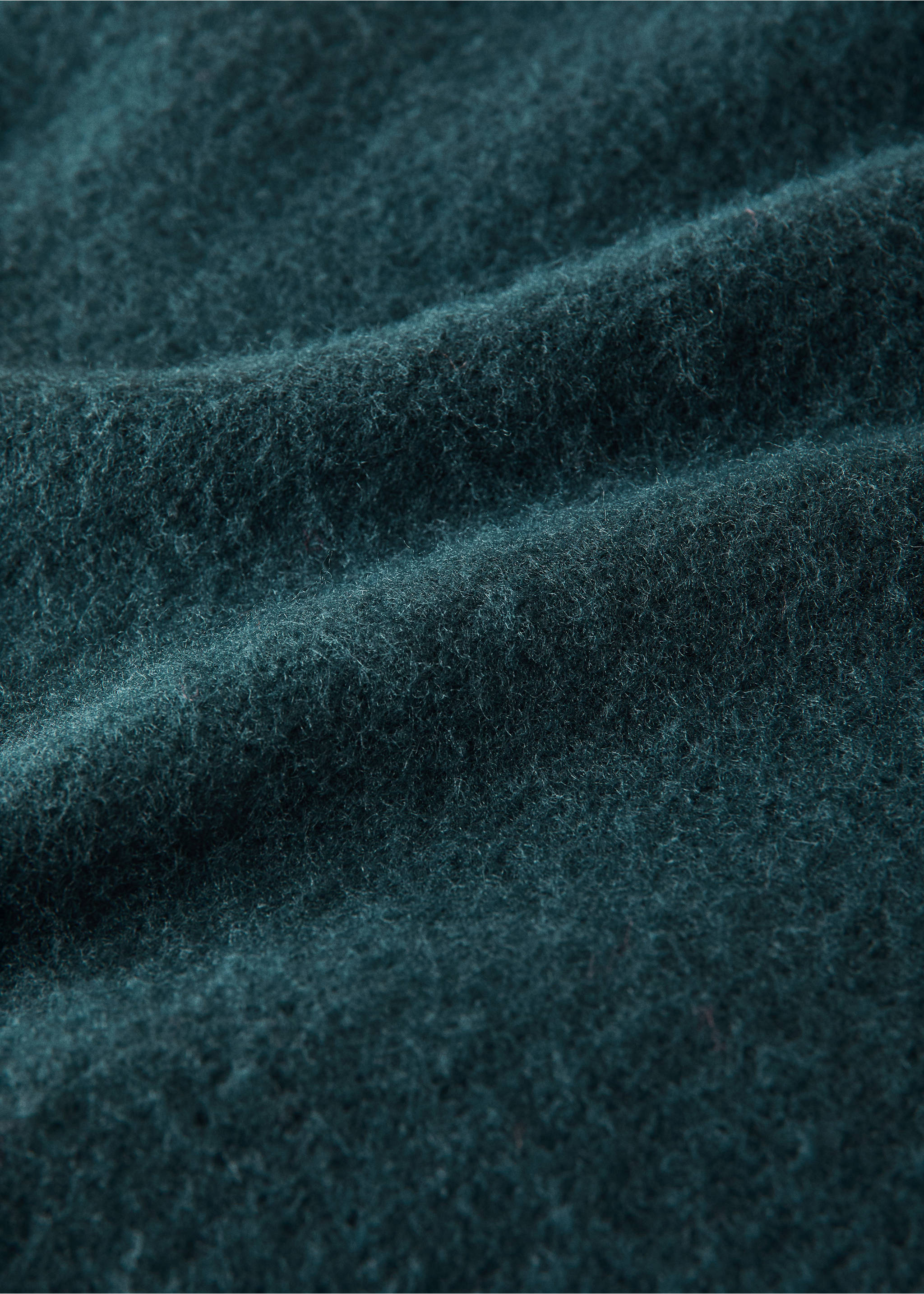 Carded wool blanket with fringed detail - Details of the article 2, Petrol Blue. Ref: 37054782-00.