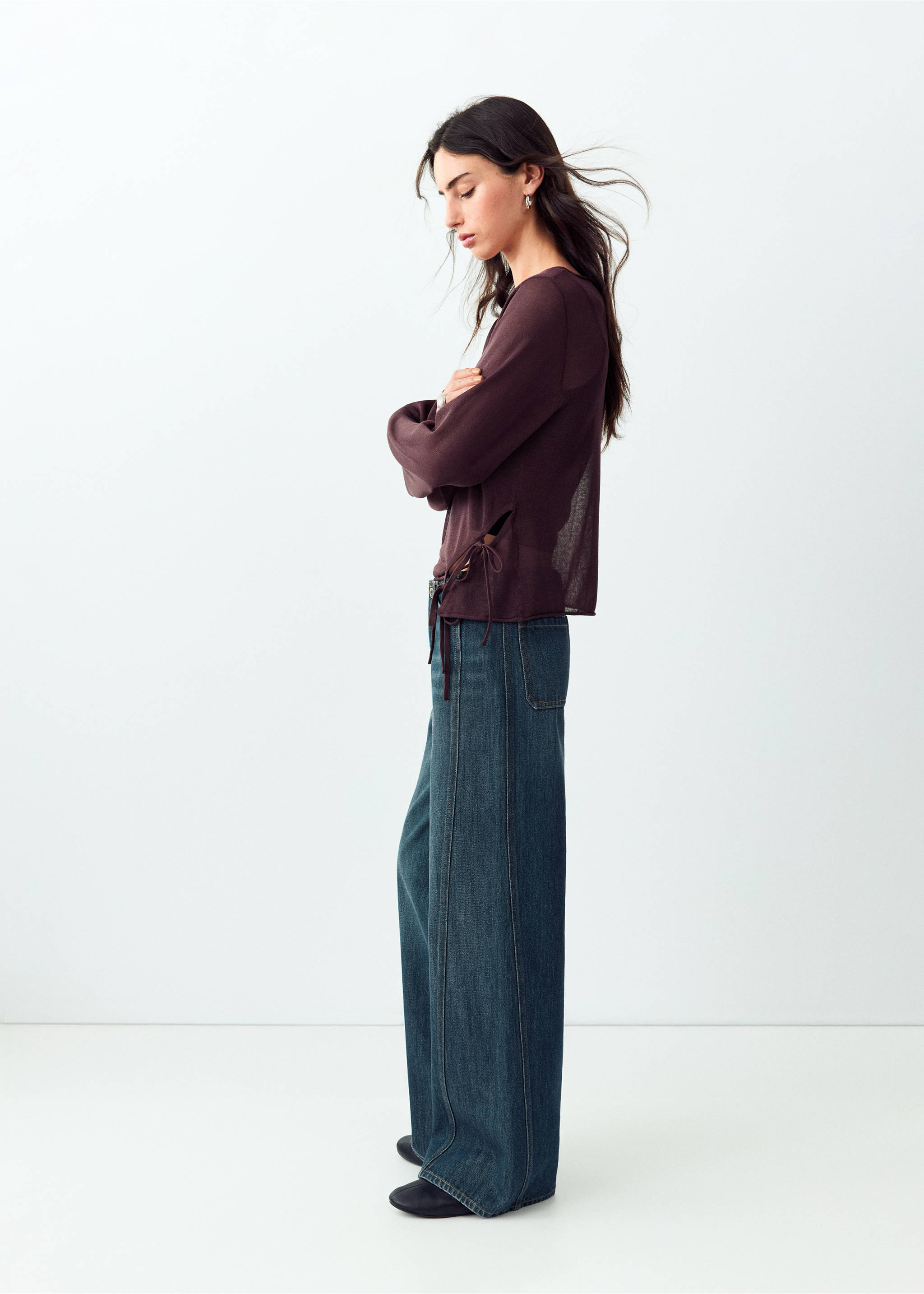 Low-rise wide-leg jeans with seam detail - Medium plane, Dark Vintage Blue. Ref: 37054784-00.