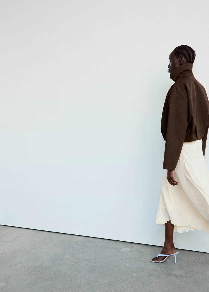 Oversized funnel-neck jacket — Chocolate