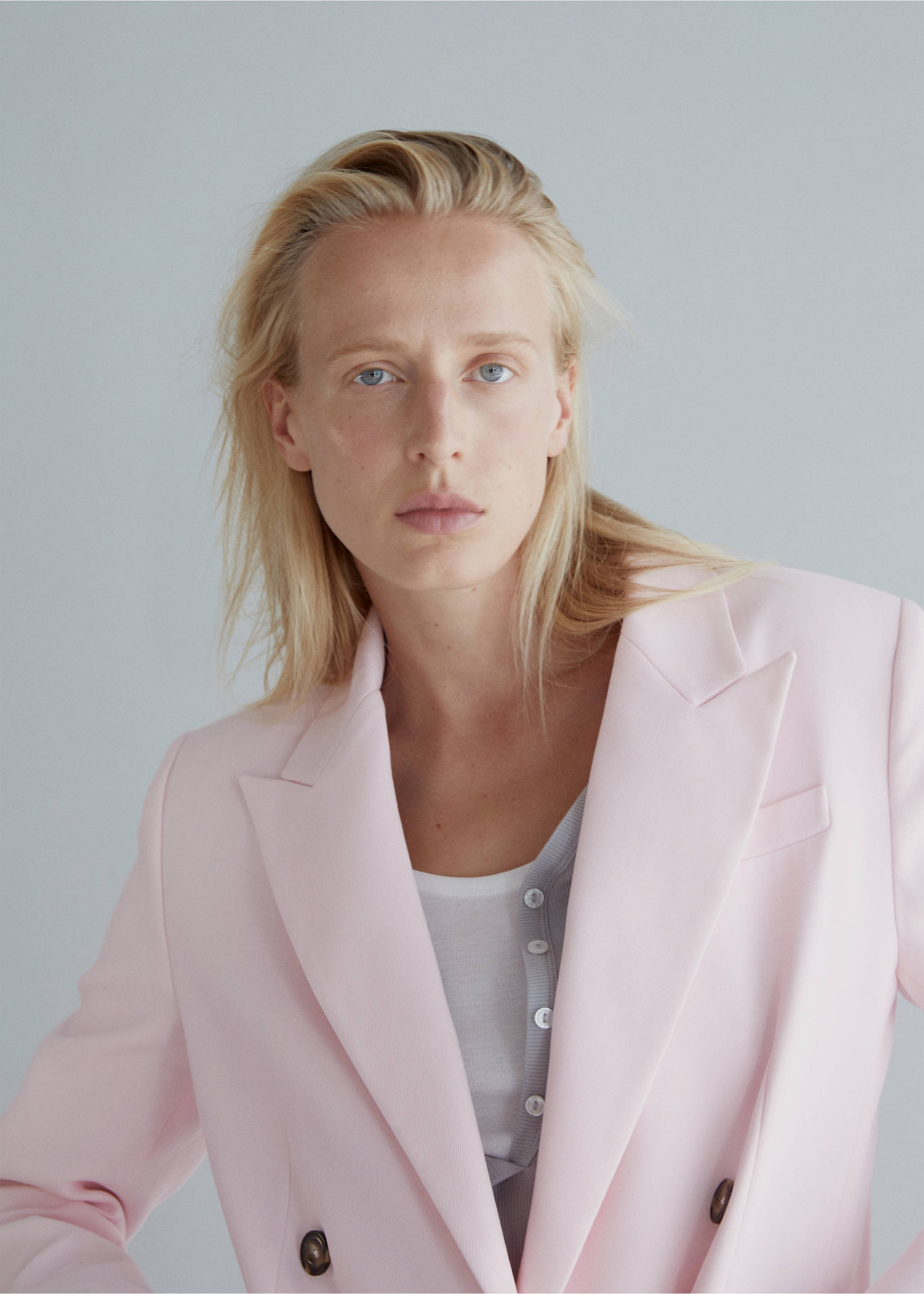 Blazer croisé en mélange de coton - Détail de l'article 1, Rose pastel. Ref: 37054802-00.