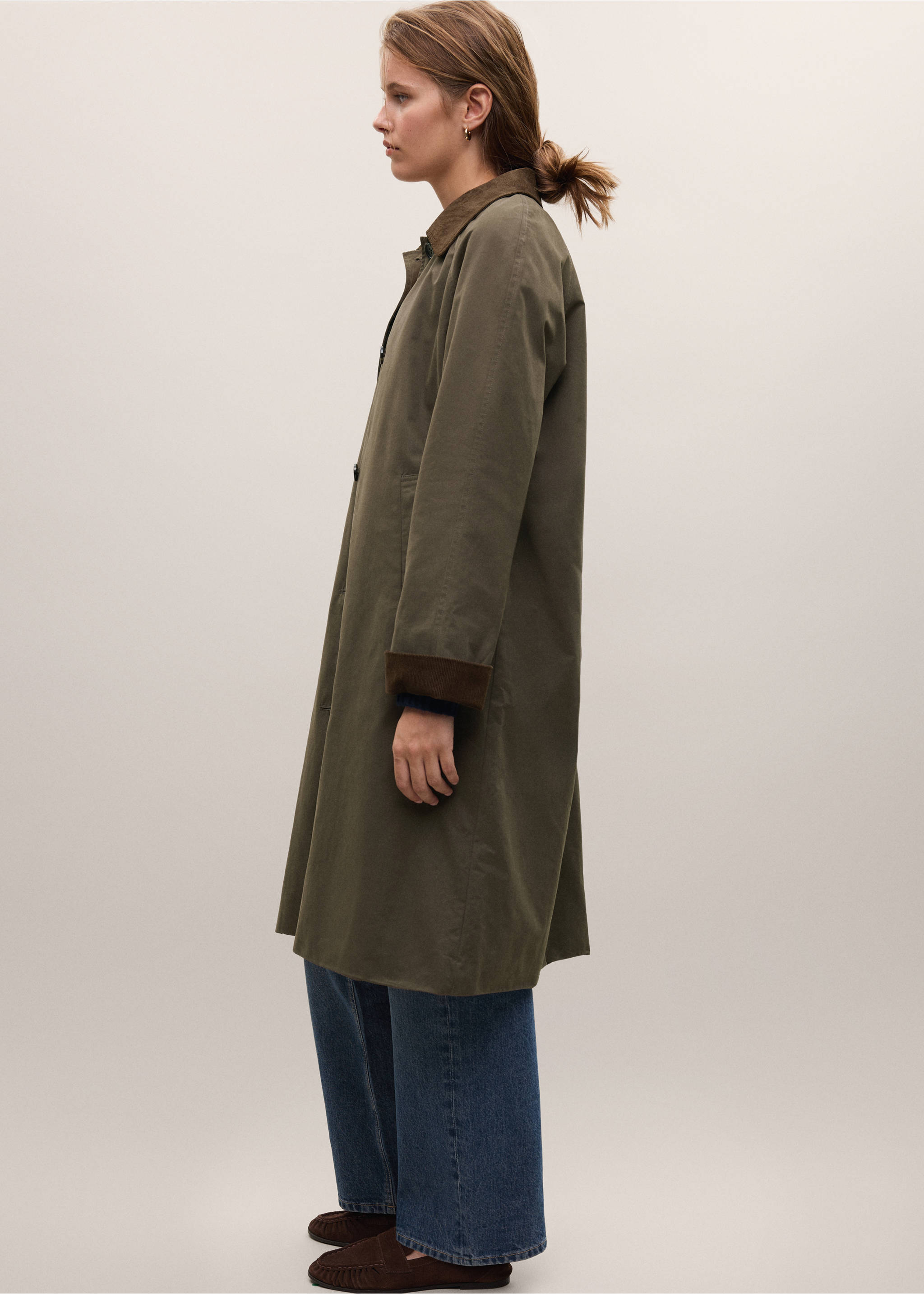 Long cotton trench coat with corduroy collar - Details of the article 3, Dark Green. Ref: 37055151-01.