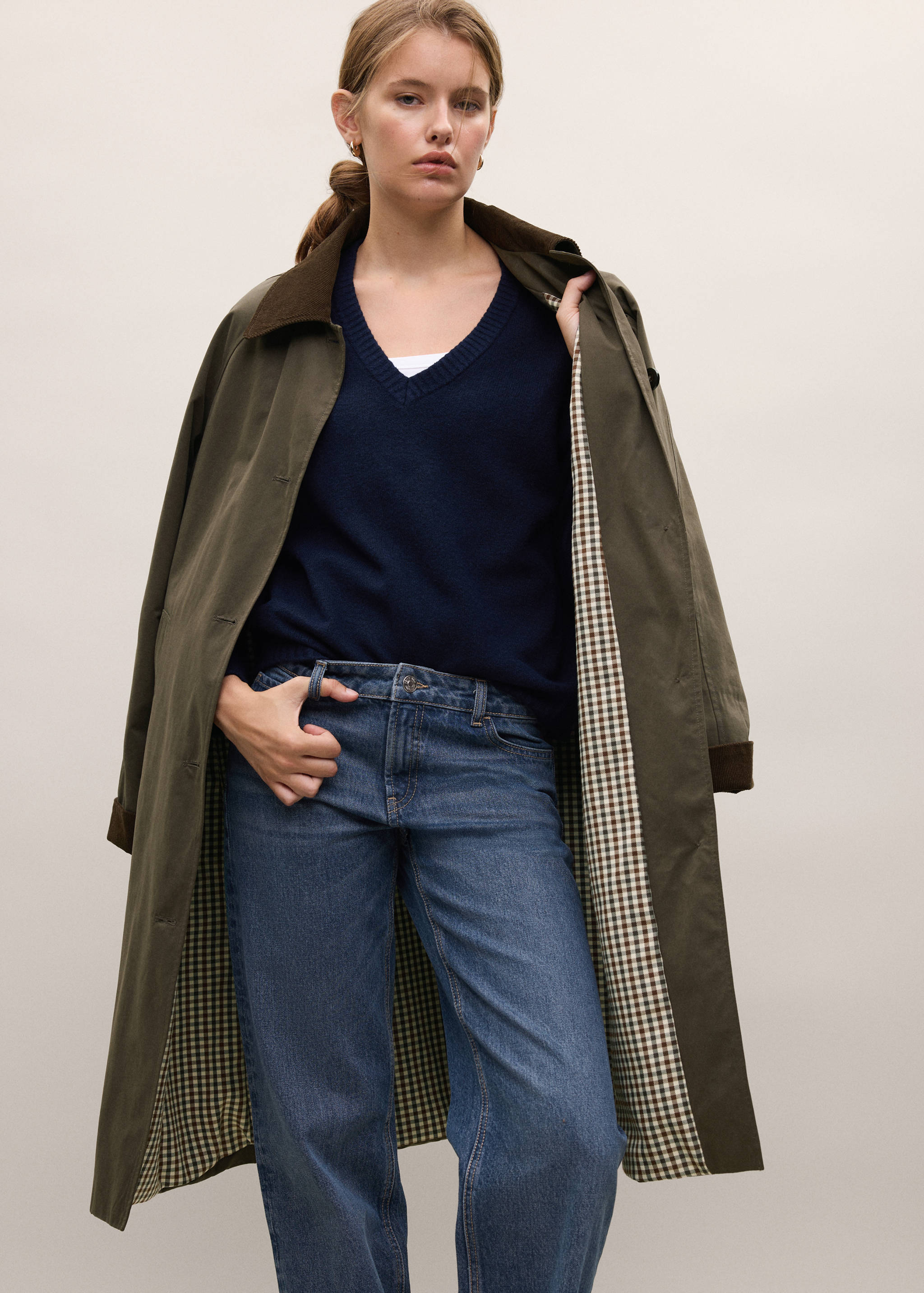 Long cotton trench coat with corduroy collar - Details of the article 2