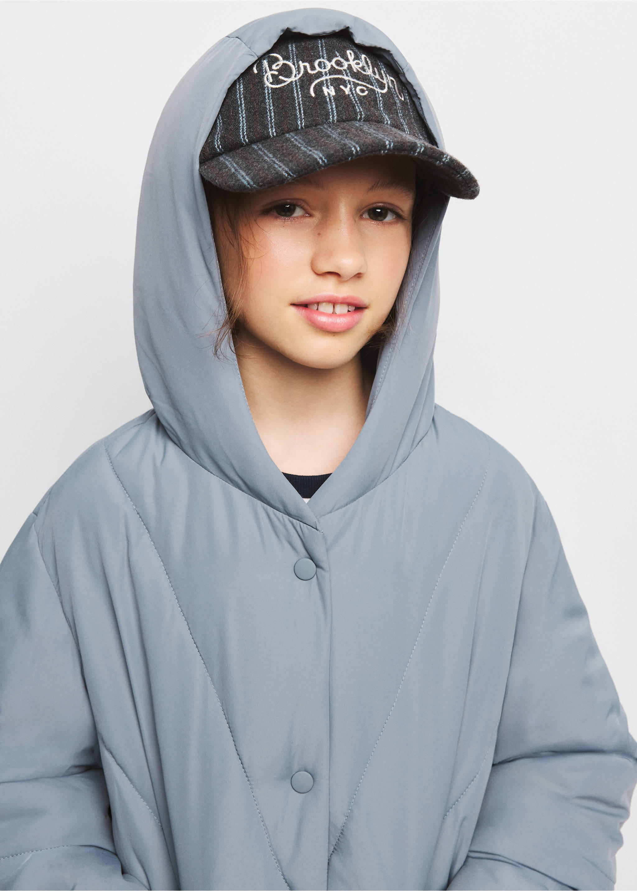 Anorak matelassé à capuche - Détail de l'article 1, Bleu. Ref: 37055152-00.