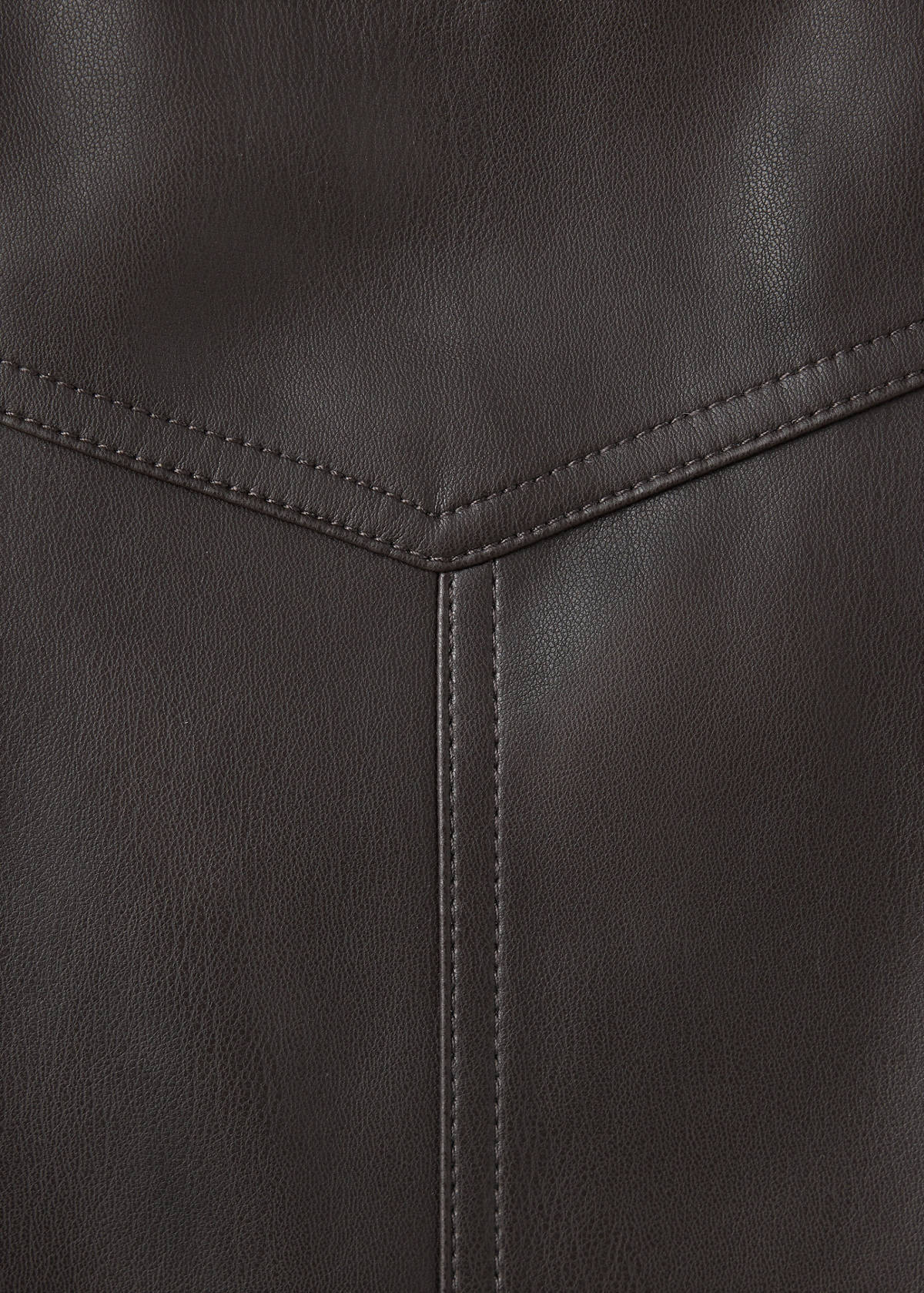 Pleated faux leather skirt — Brown