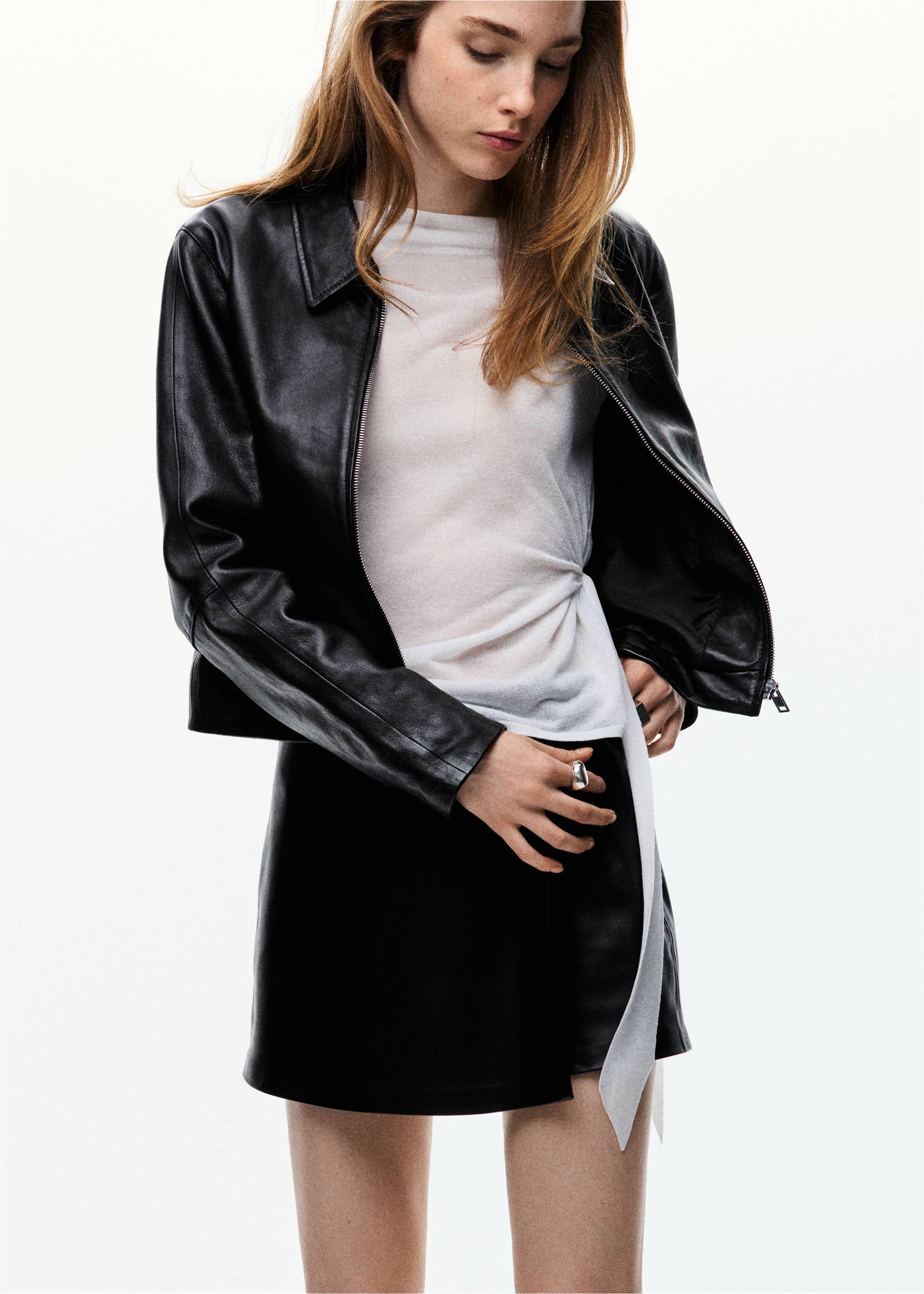 Faux leather skirt with buckle - Details of the article 1, Black. Ref: 37055167-00.
