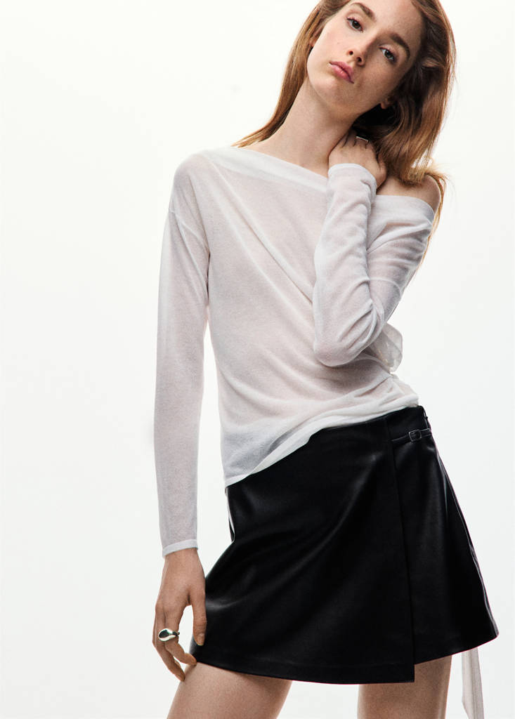 Faux leather skirt with buckle — Black