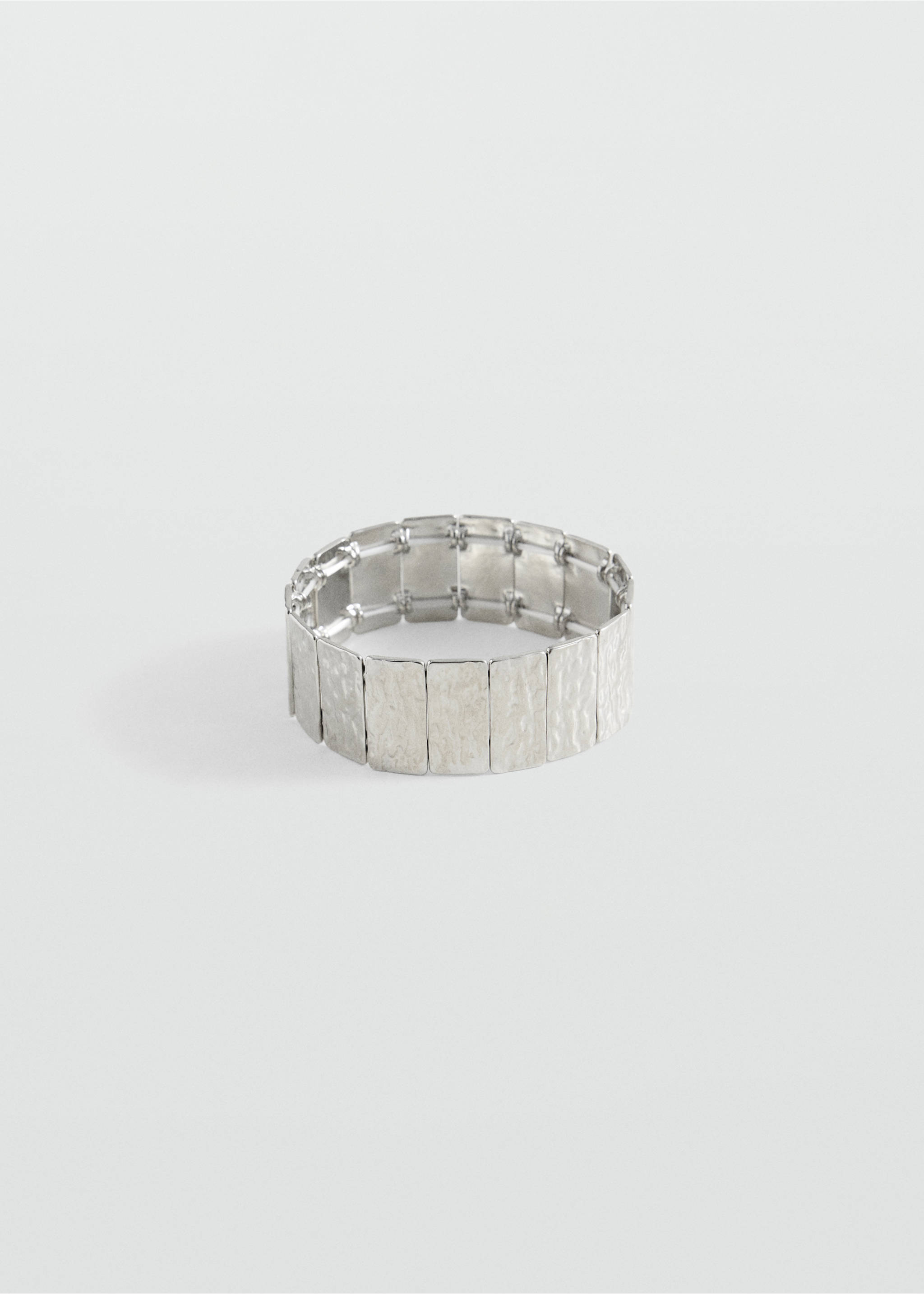 Silver-toned metal bracelet made of textured rectangular links., Silver. Ref: 37055180-00.