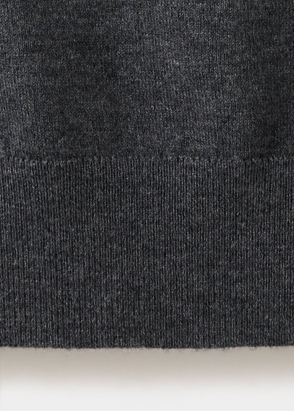 Contrast trim knitted top — Grey
