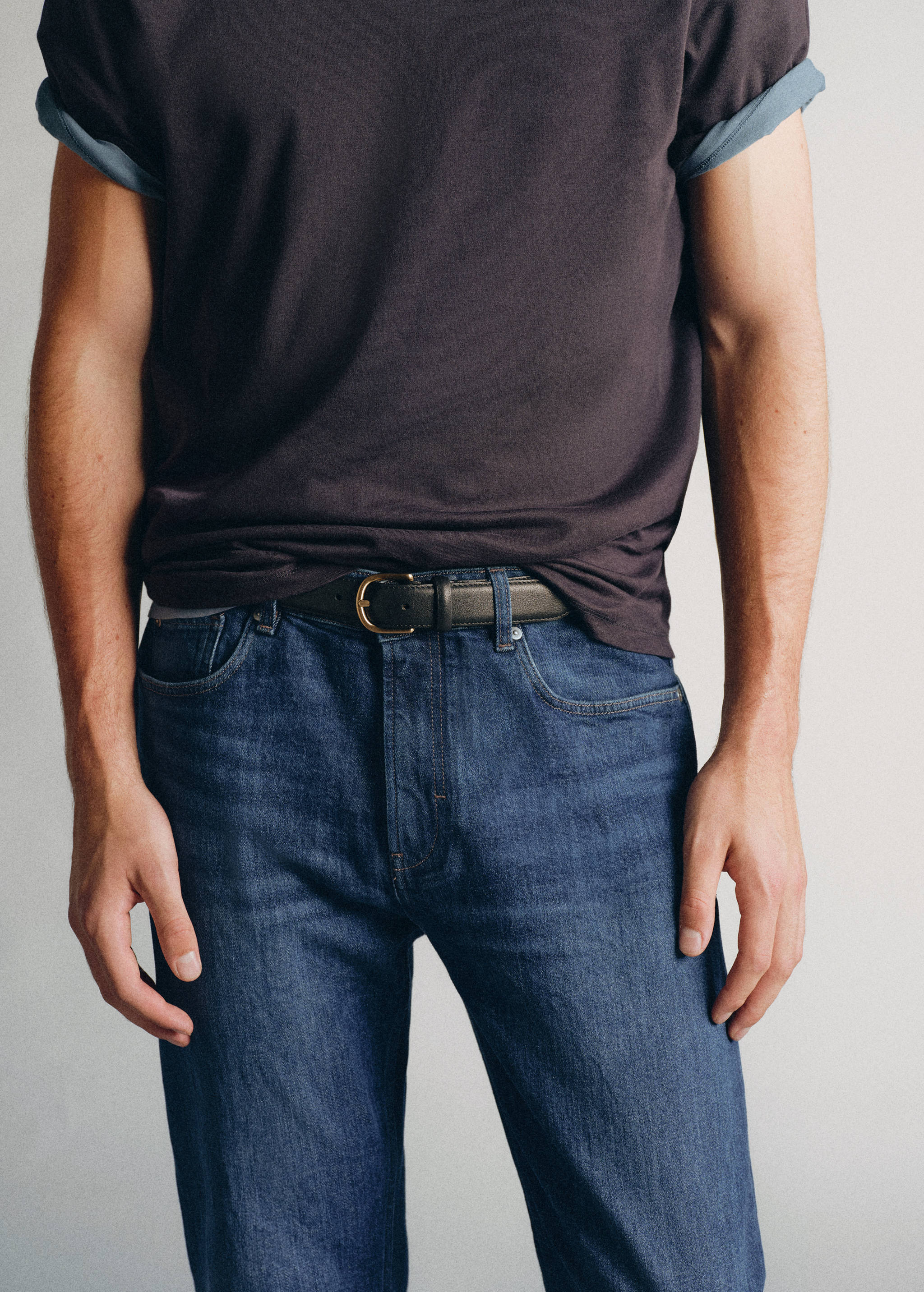 Premium cotton tapered-fit jeans - Details of the article 1