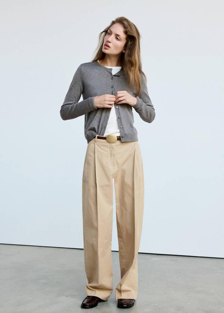 Knitted button cardigan — Grey