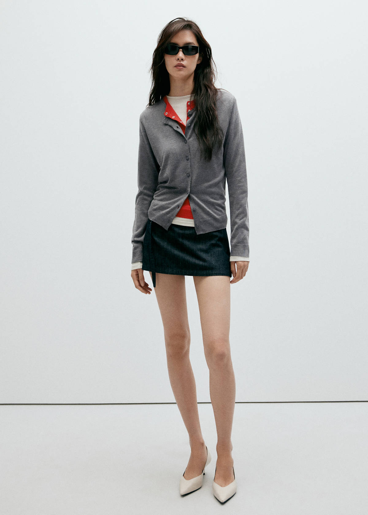 Knitted button cardigan — Grey
