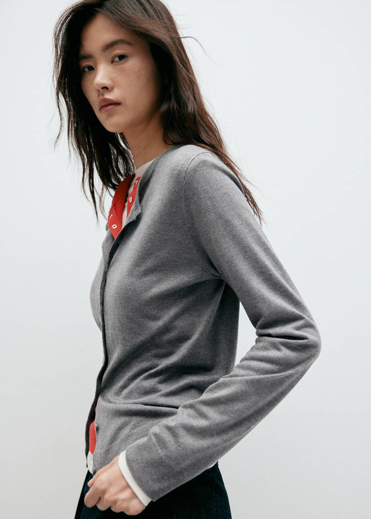 Knitted button cardigan — Grey