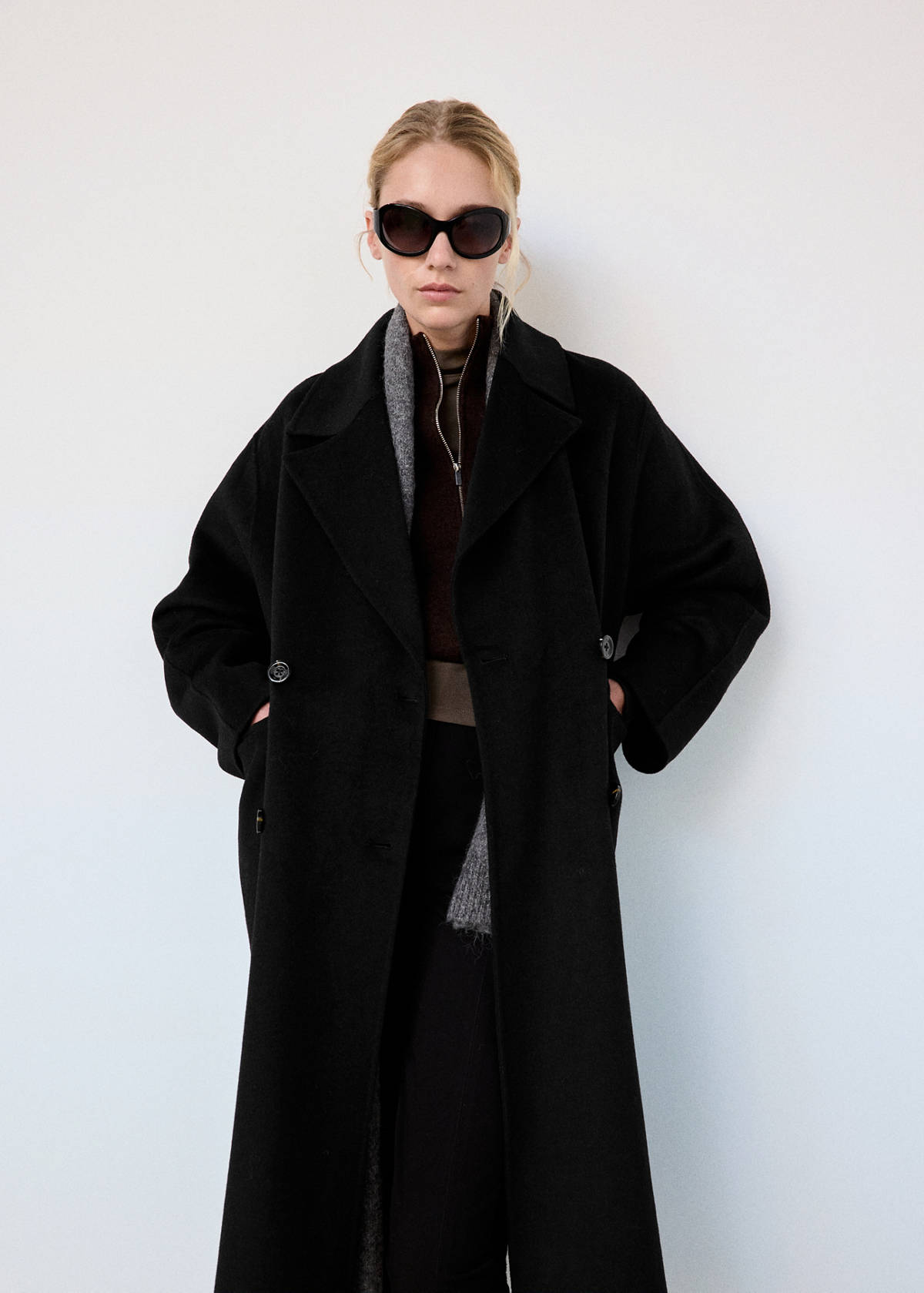 Handmade oversized wool coat — Black