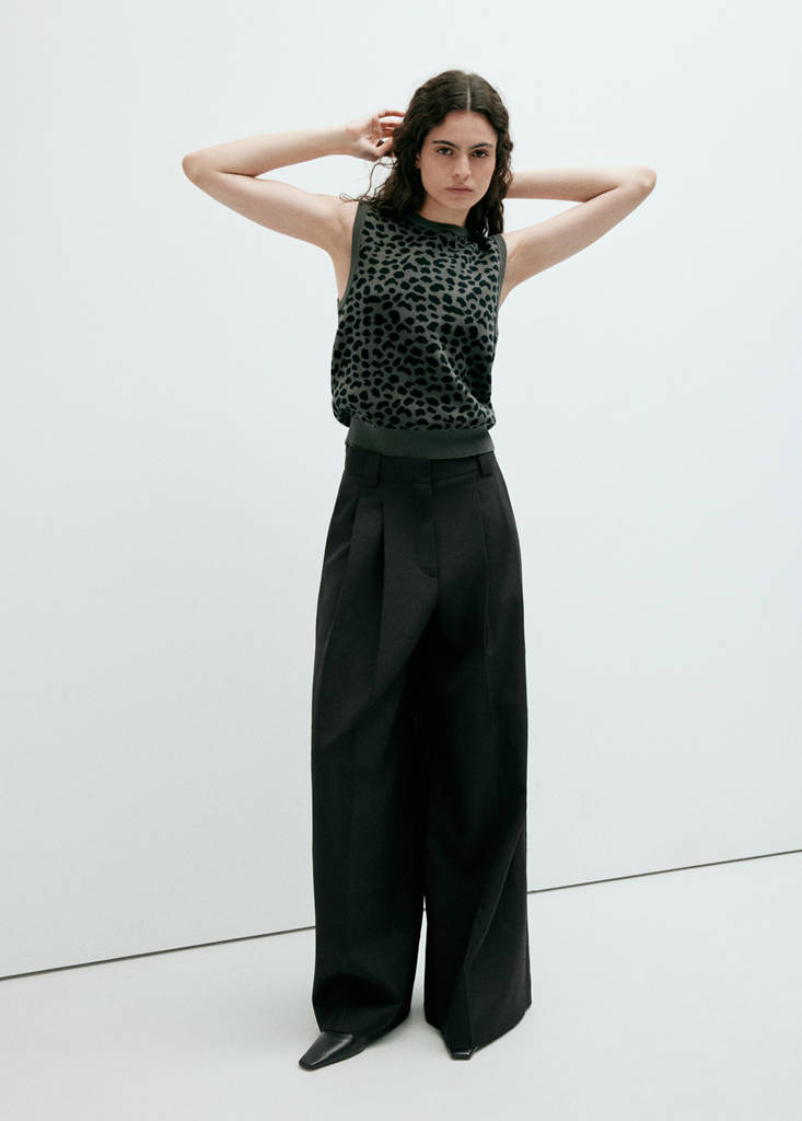 Printed knit top — Charcoal
