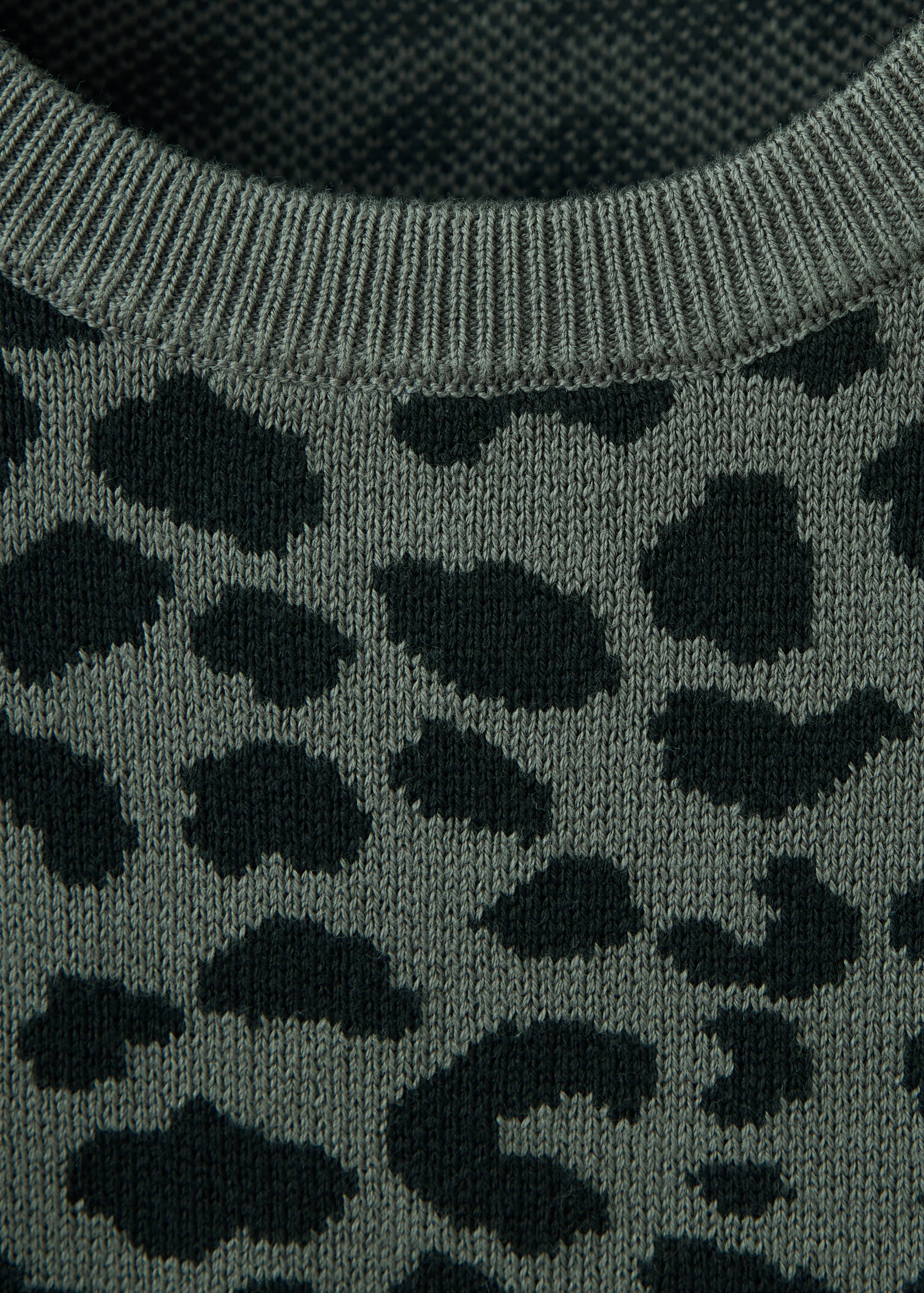 Printed knit top - Details of the article 8