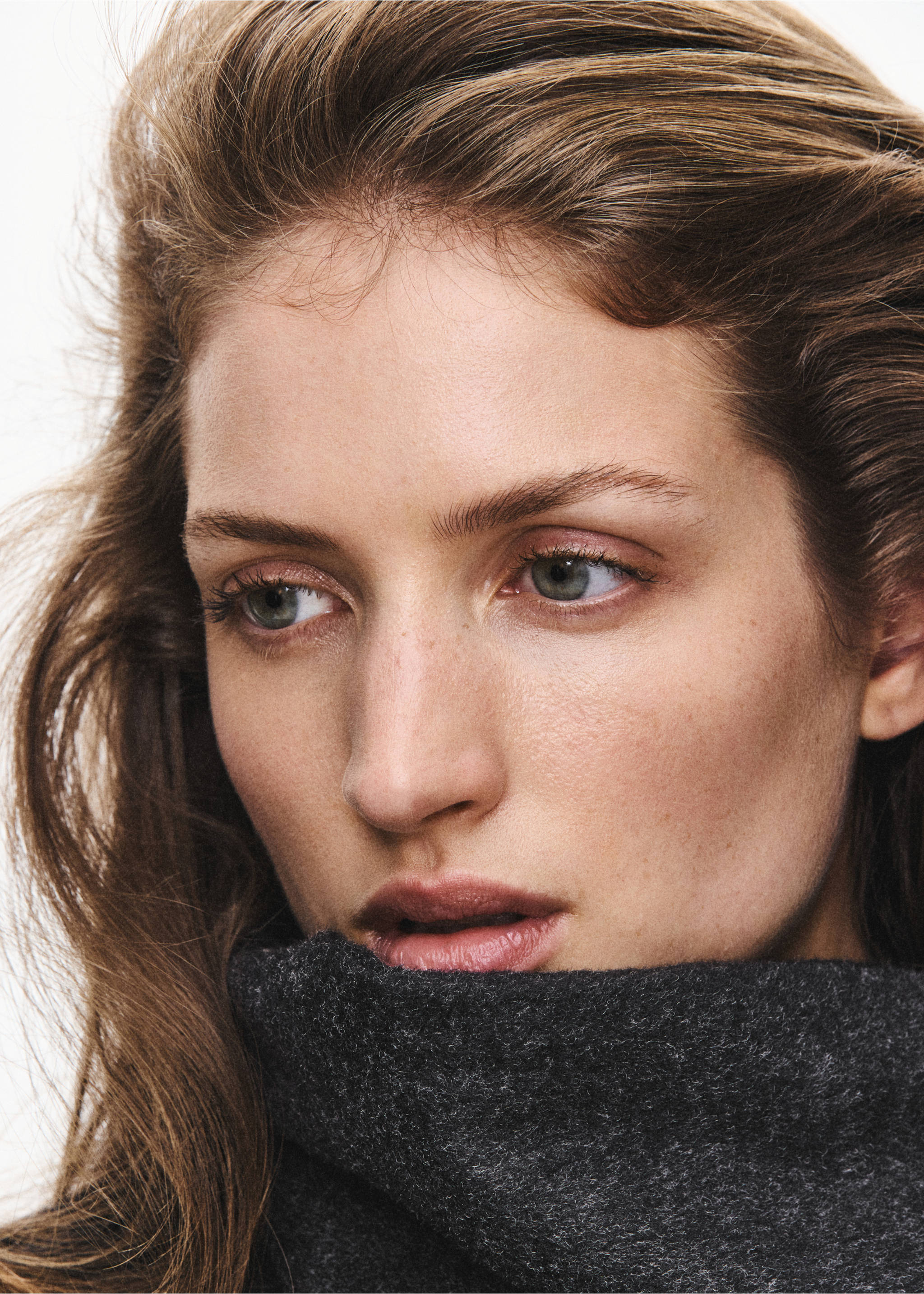 Scarf-collar cloth jacket - Details of the article 1, Dark Heather Grey. Ref: 37055855-00.