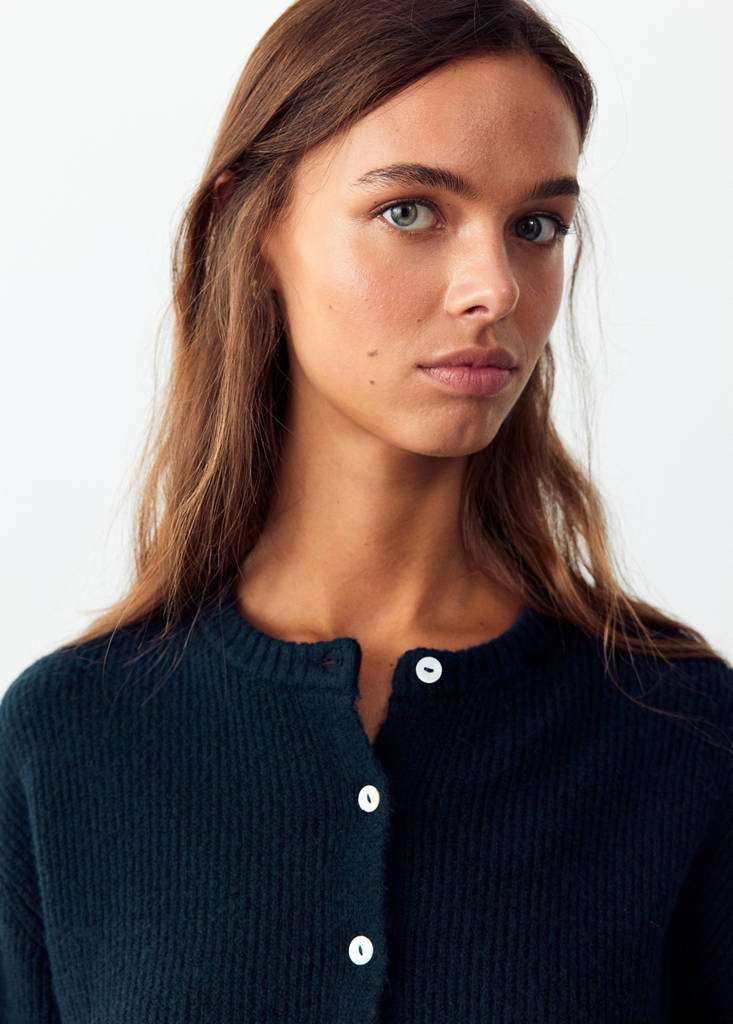 Ribbed buttoned cardigan — Navy