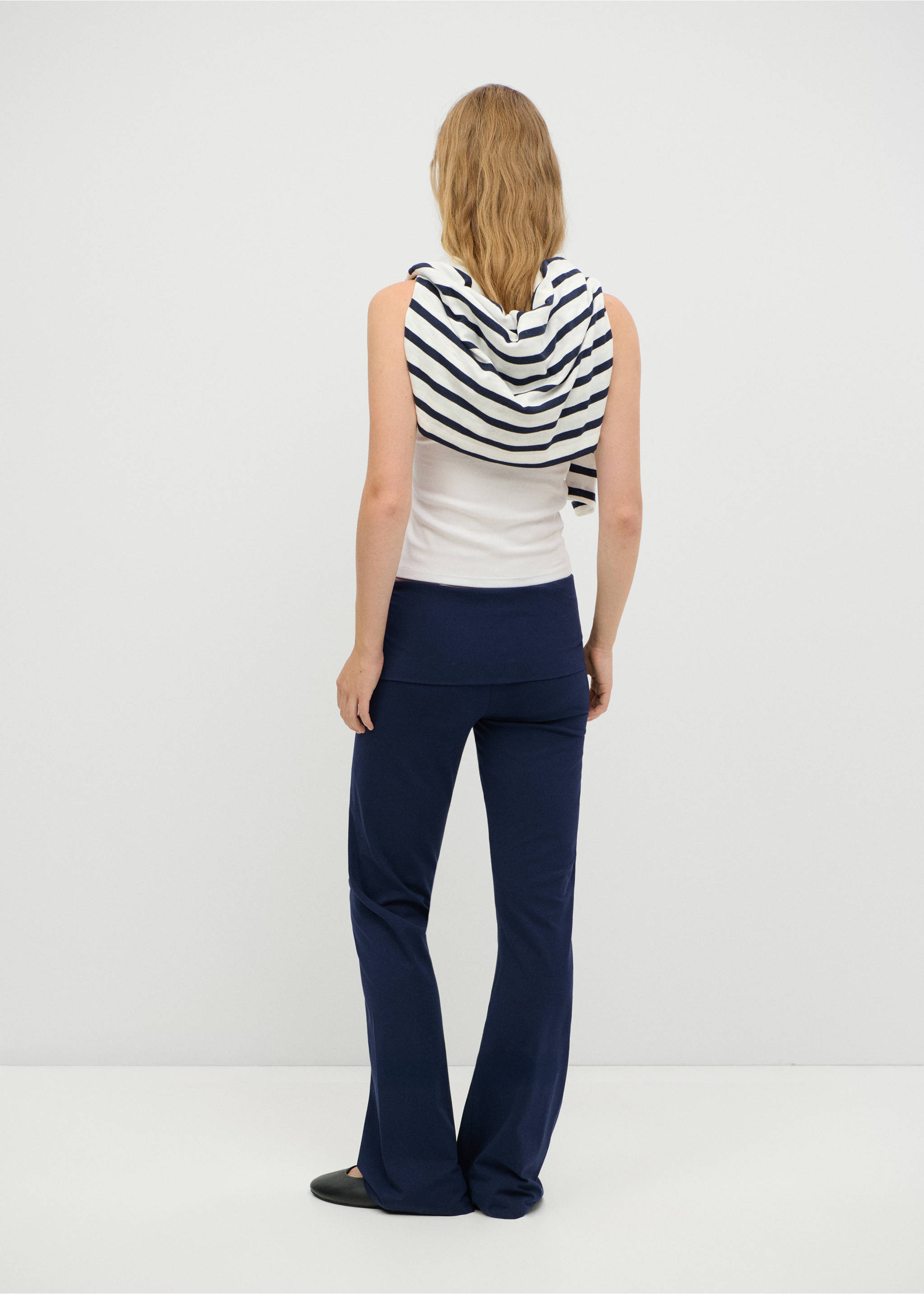 Pantalon taille retournée - Verso de l’article, Bleu marine. Ref: 37055860-00.