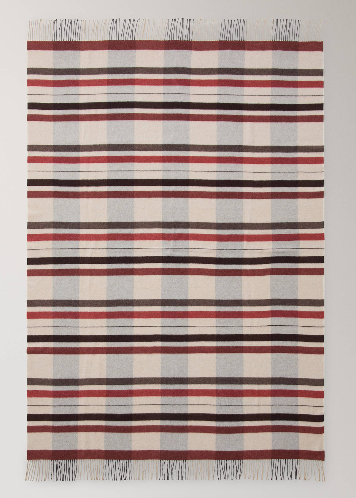 Wool blanket with stripes and fringe detail — Russet