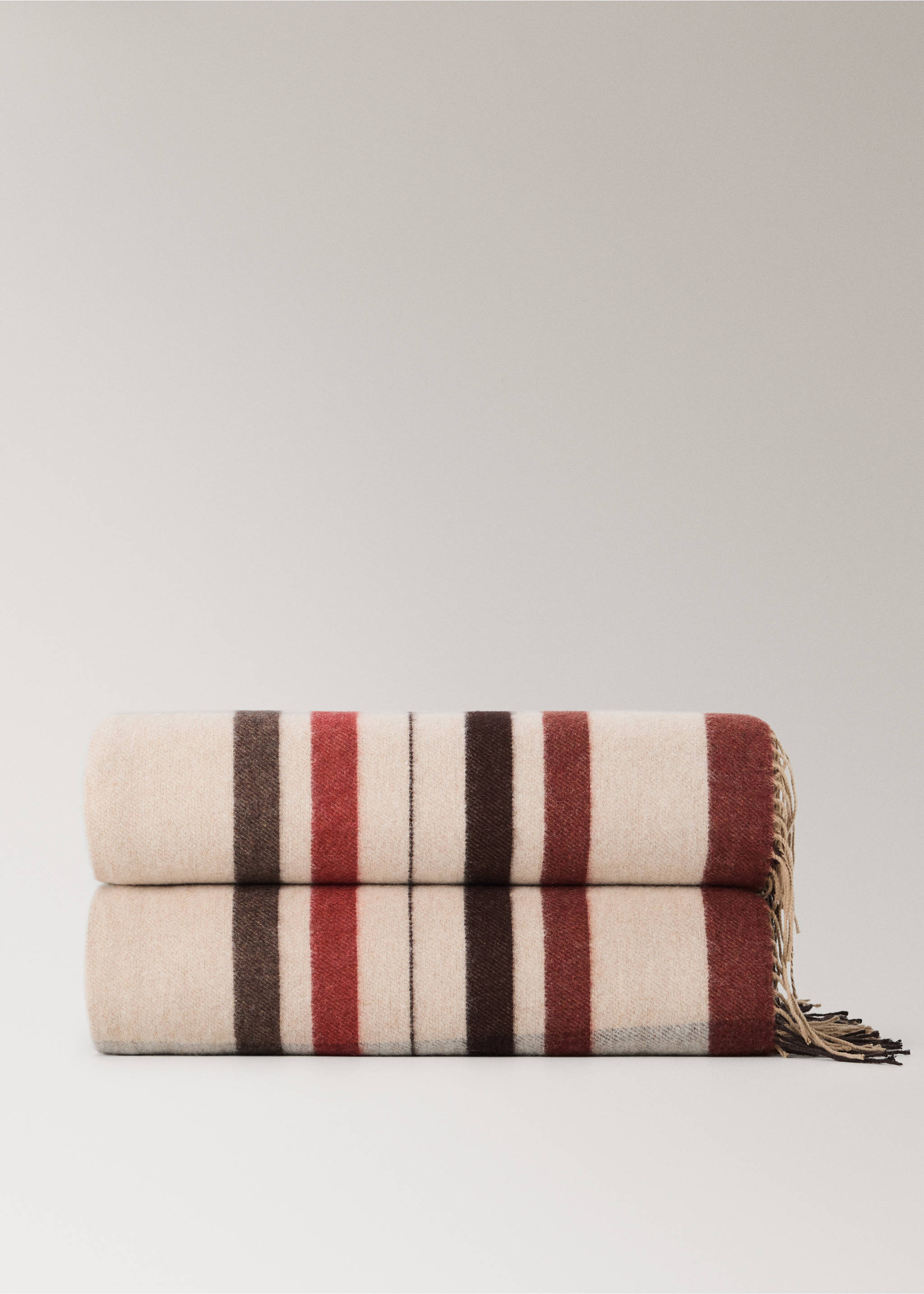 Striped wool blanket with fringe detail - Article without model, Russet. Ref: 37055864-00.