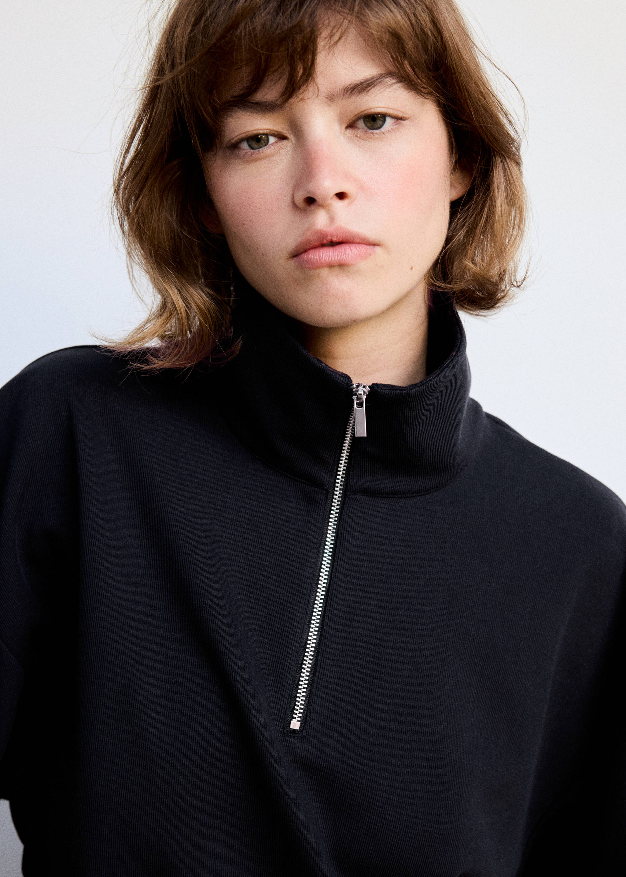 Sweat-shirt col montant zippé - Détail de l'article 1
